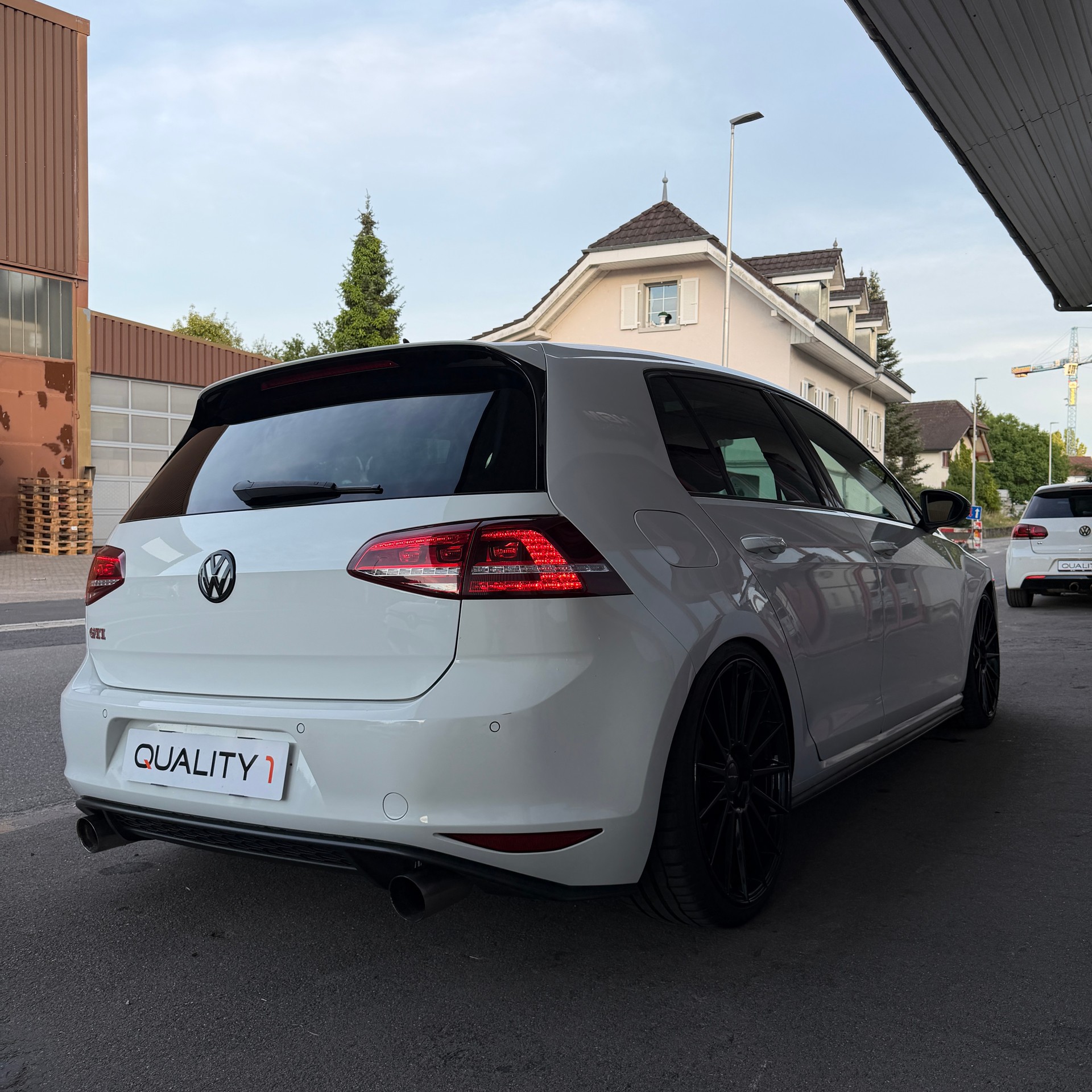 VW Golf 2.0 TSI GTI Performance DSG-image-6