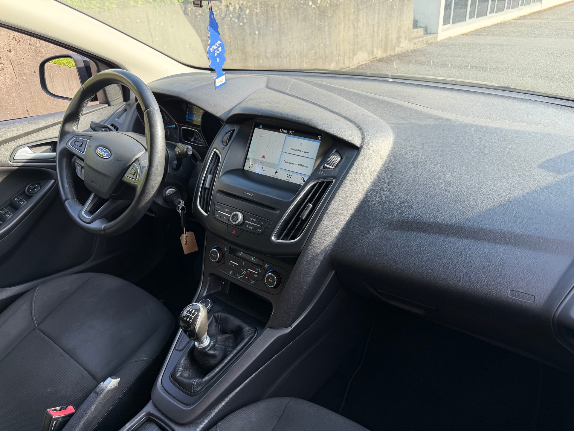 FORD Focus 1.0 SCTi Trend-image-2