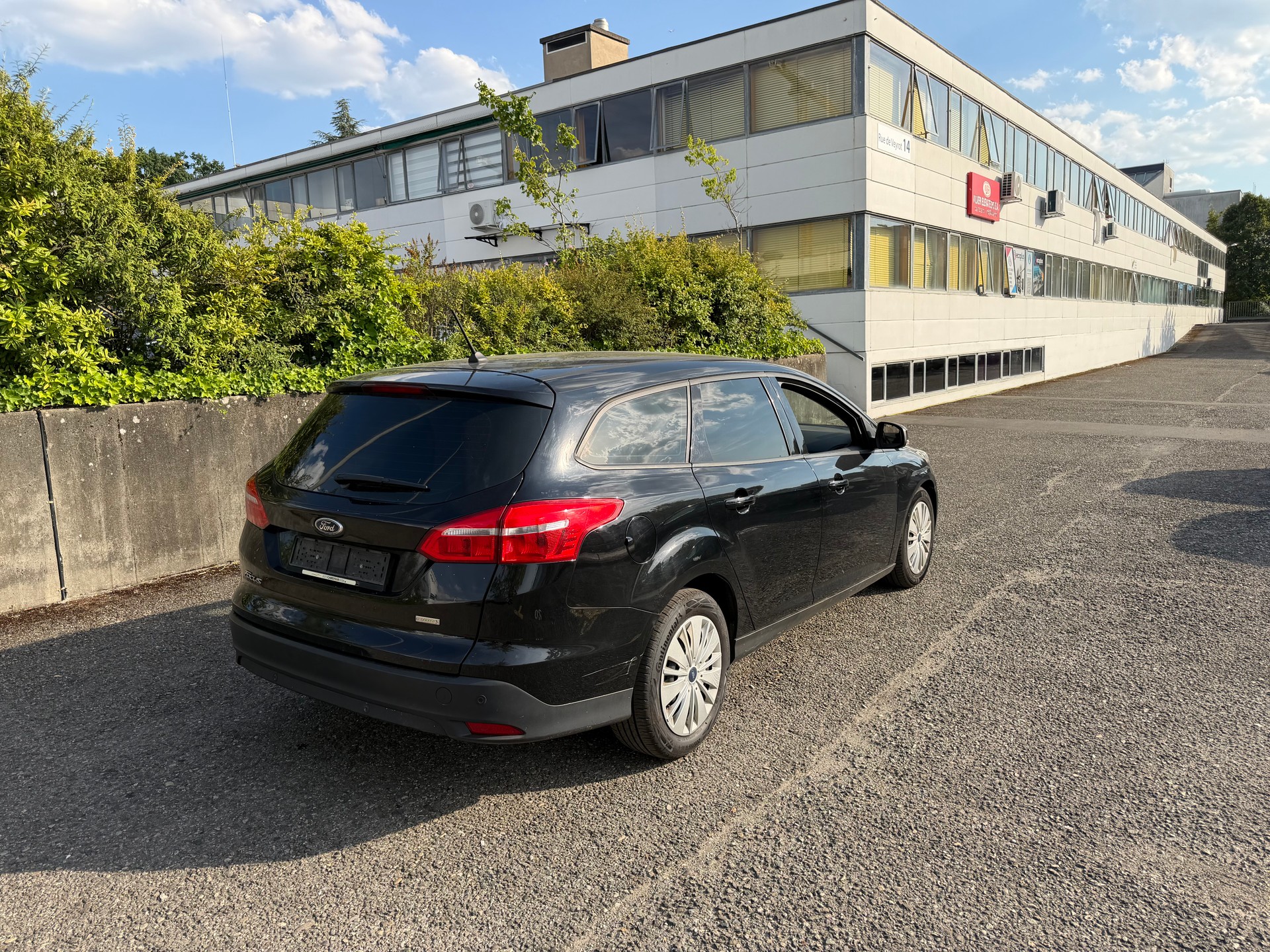 FORD Focus 1.0 SCTi Trend-image-3