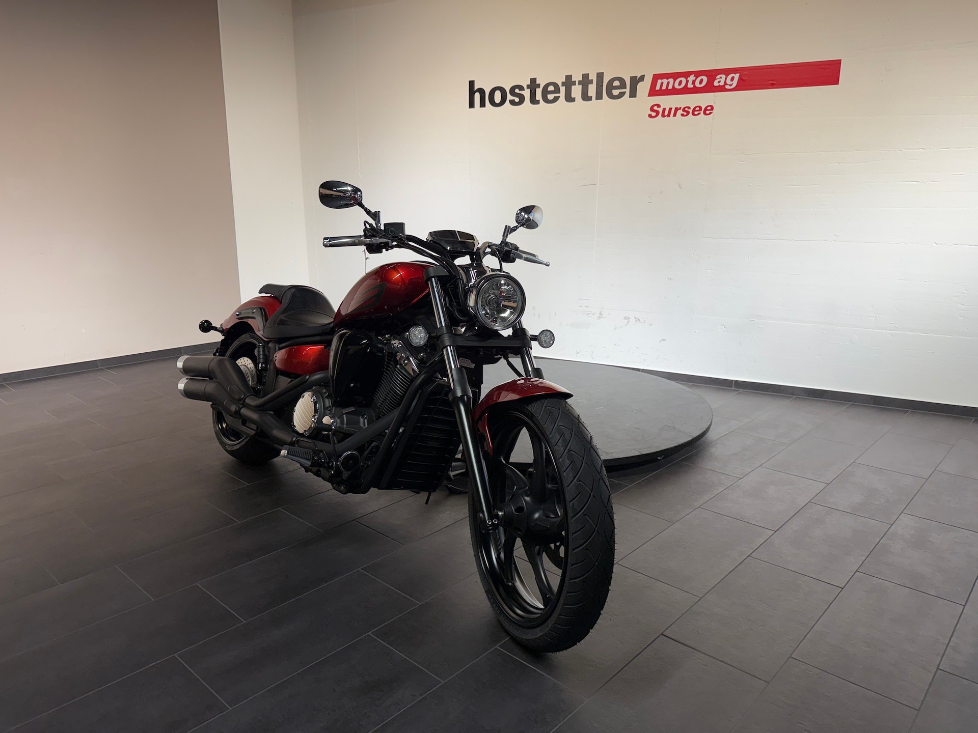 YAMAHA XVS 1300 CU Custom-showroom-element-1