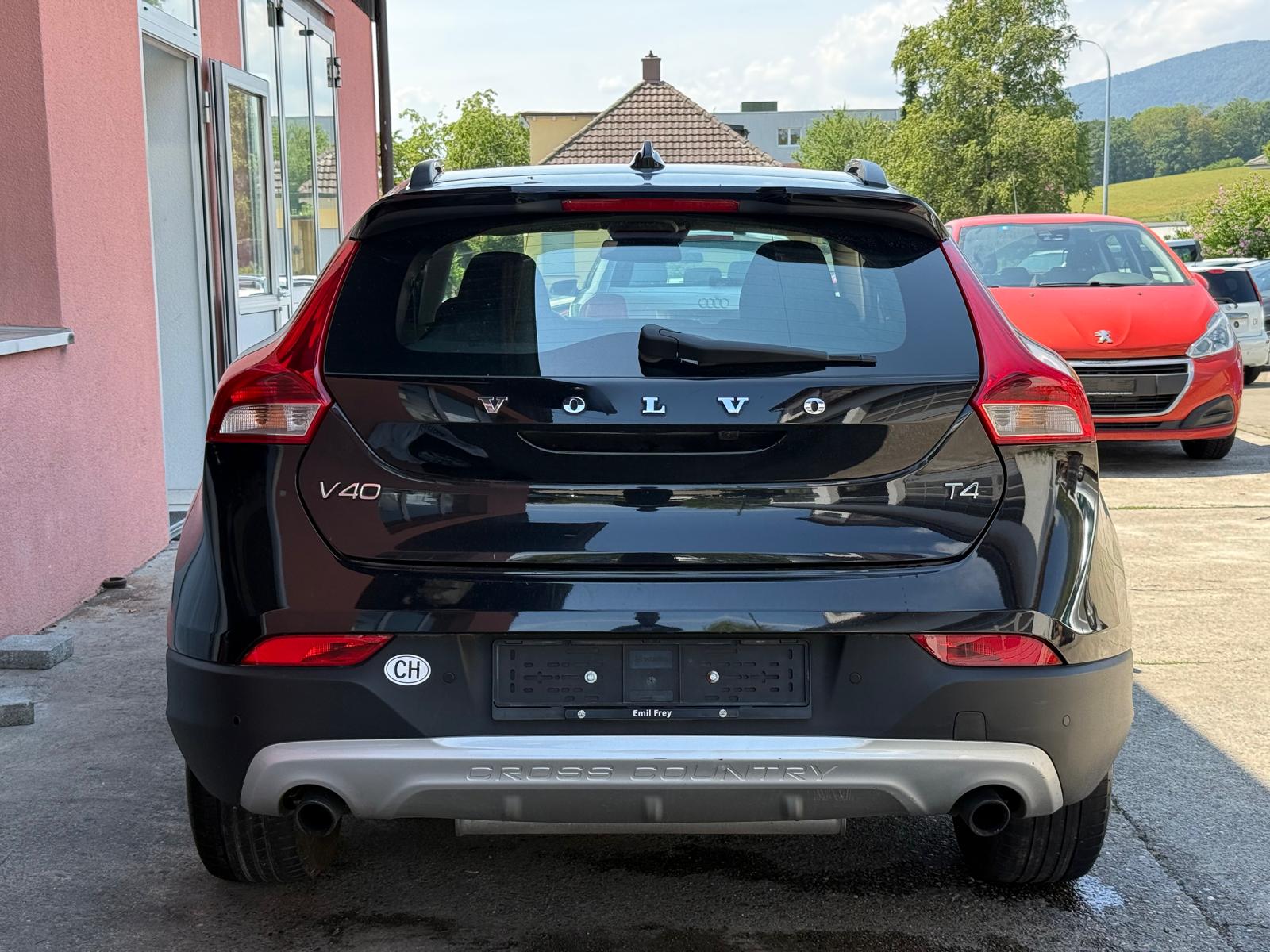 VOLVO V40 Cross Country T4 1.6 Summum Powershift / MFK 12.2025-image-4