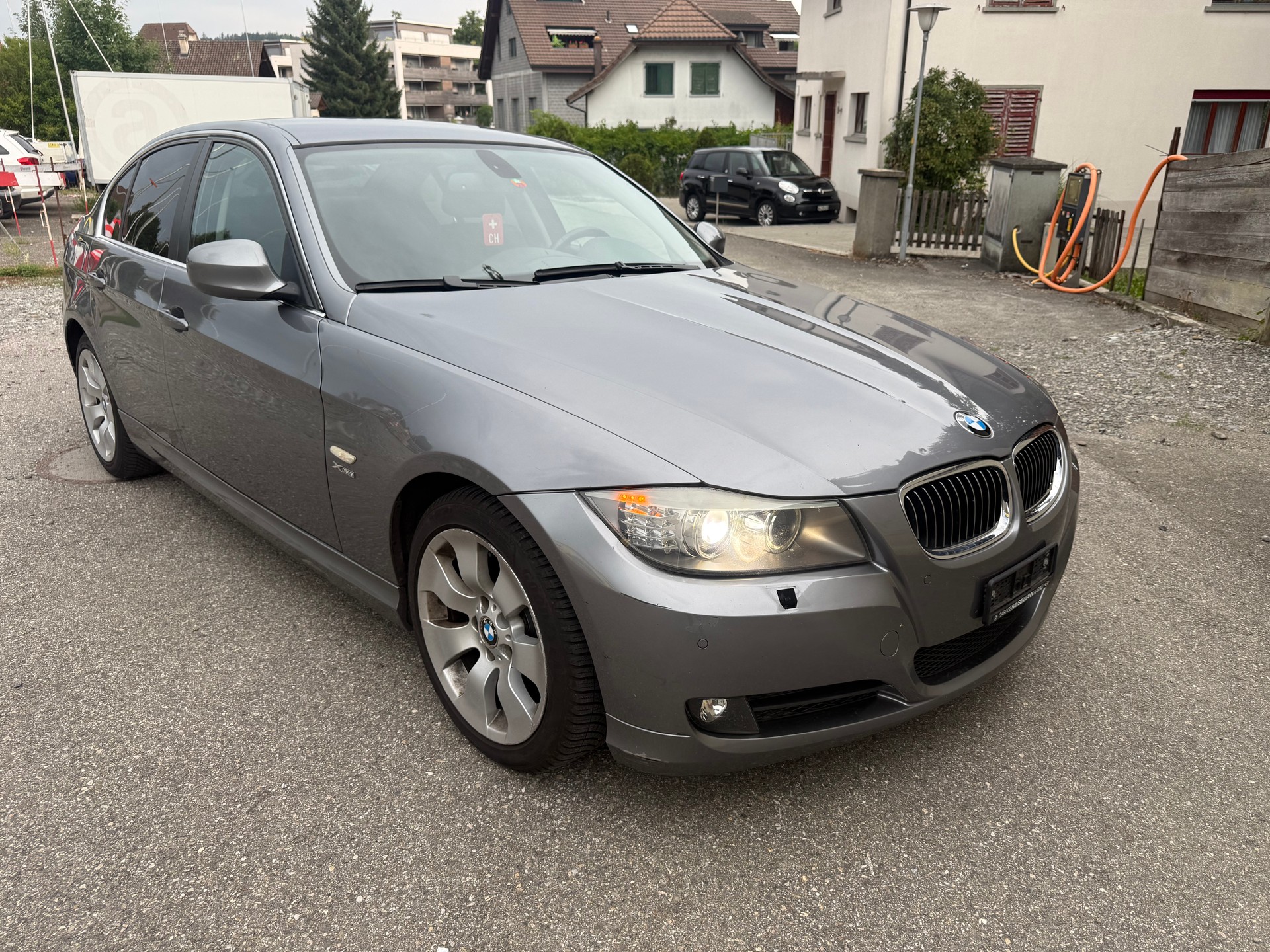 BMW 325i x-Drive Steptronic-image-2