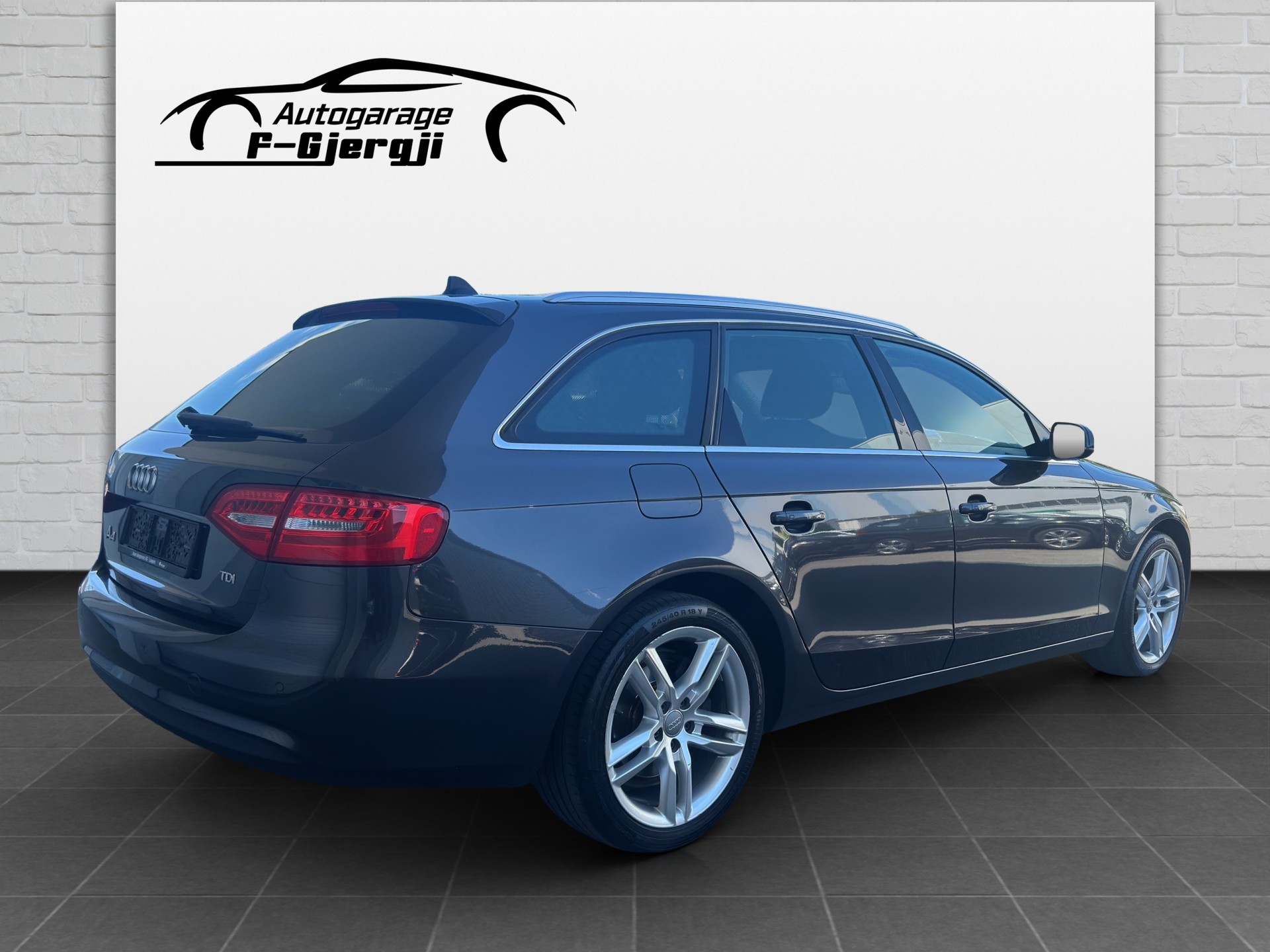 AUDI A4 Avant 2.0 TDI multitronic-showroom-element-3