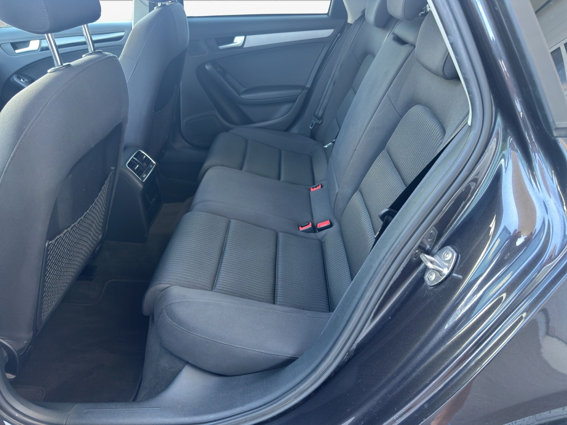 AUDI A4 Avant 2.0 TDI multitronic-image-7