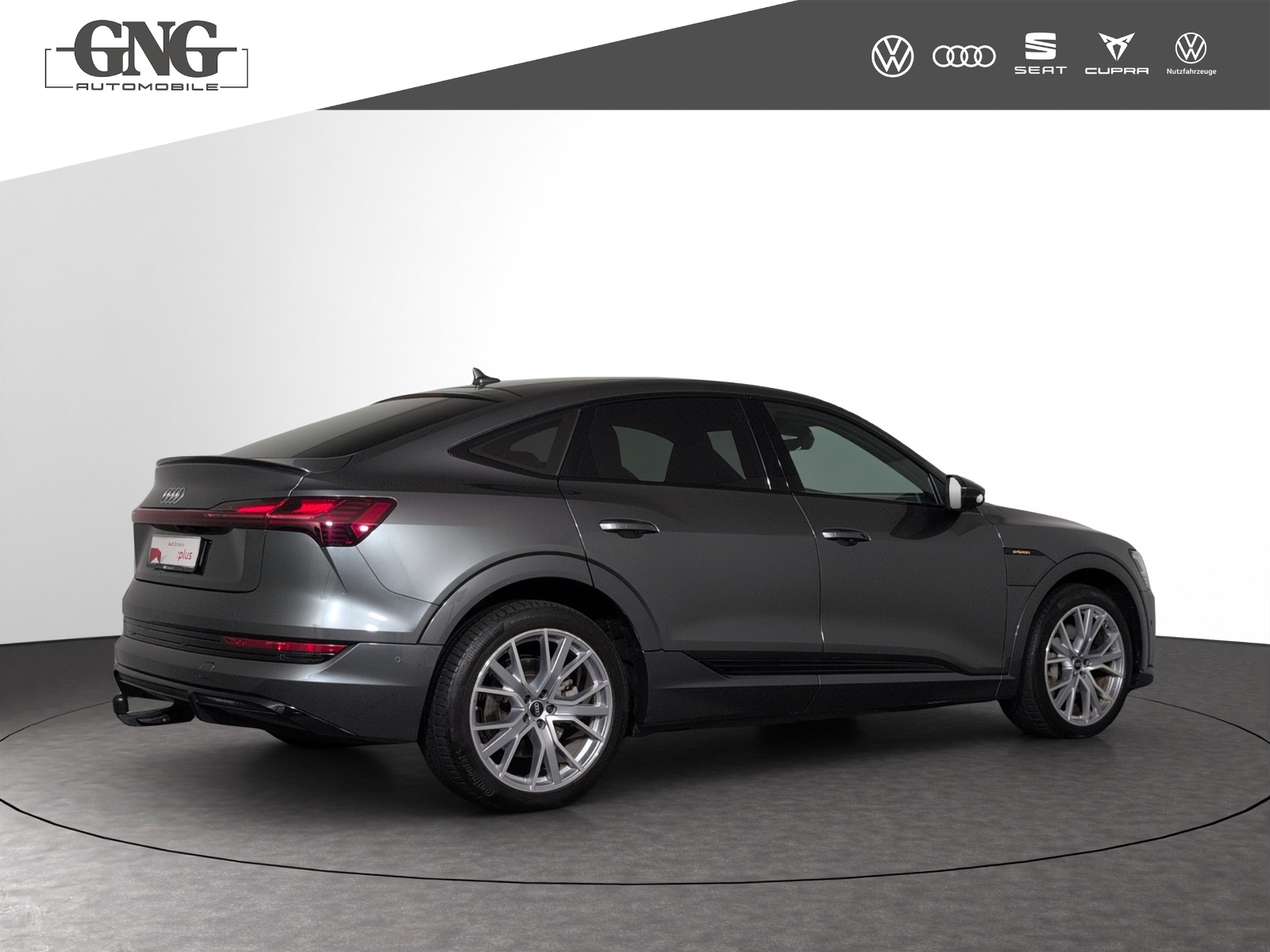 AUDI e-tron 55 Sportback S Line Black Edition quattro-image-2