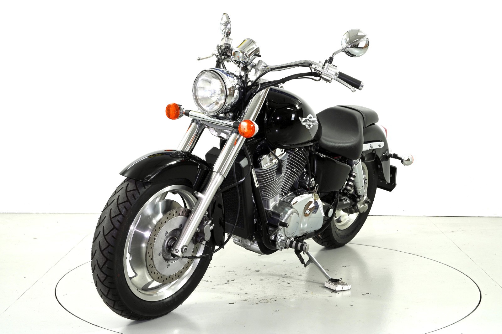 HONDA VT1100C2 Shadow-showroom-element-2