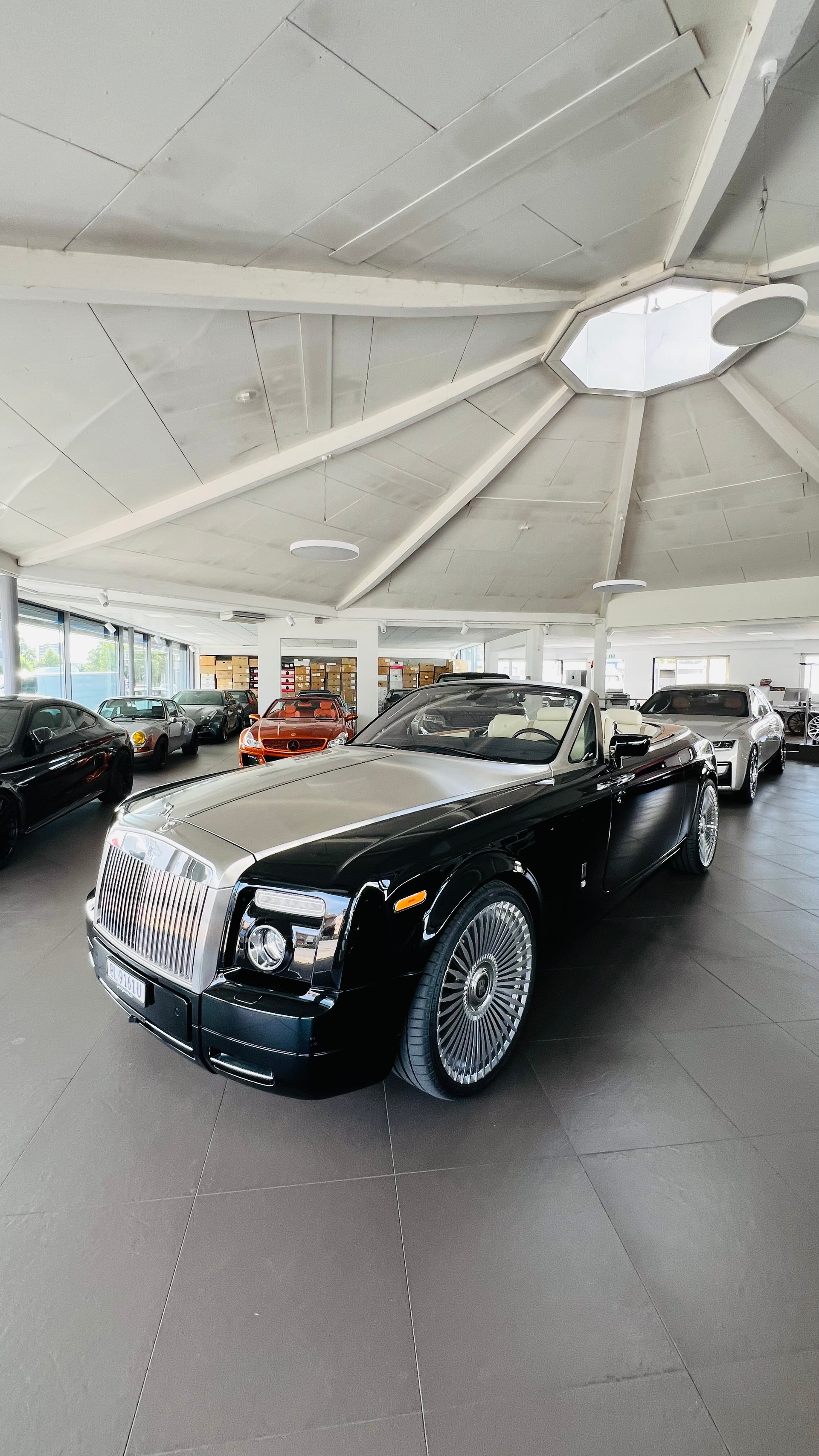 ROLLS-ROYCE PHANTOM-image-2