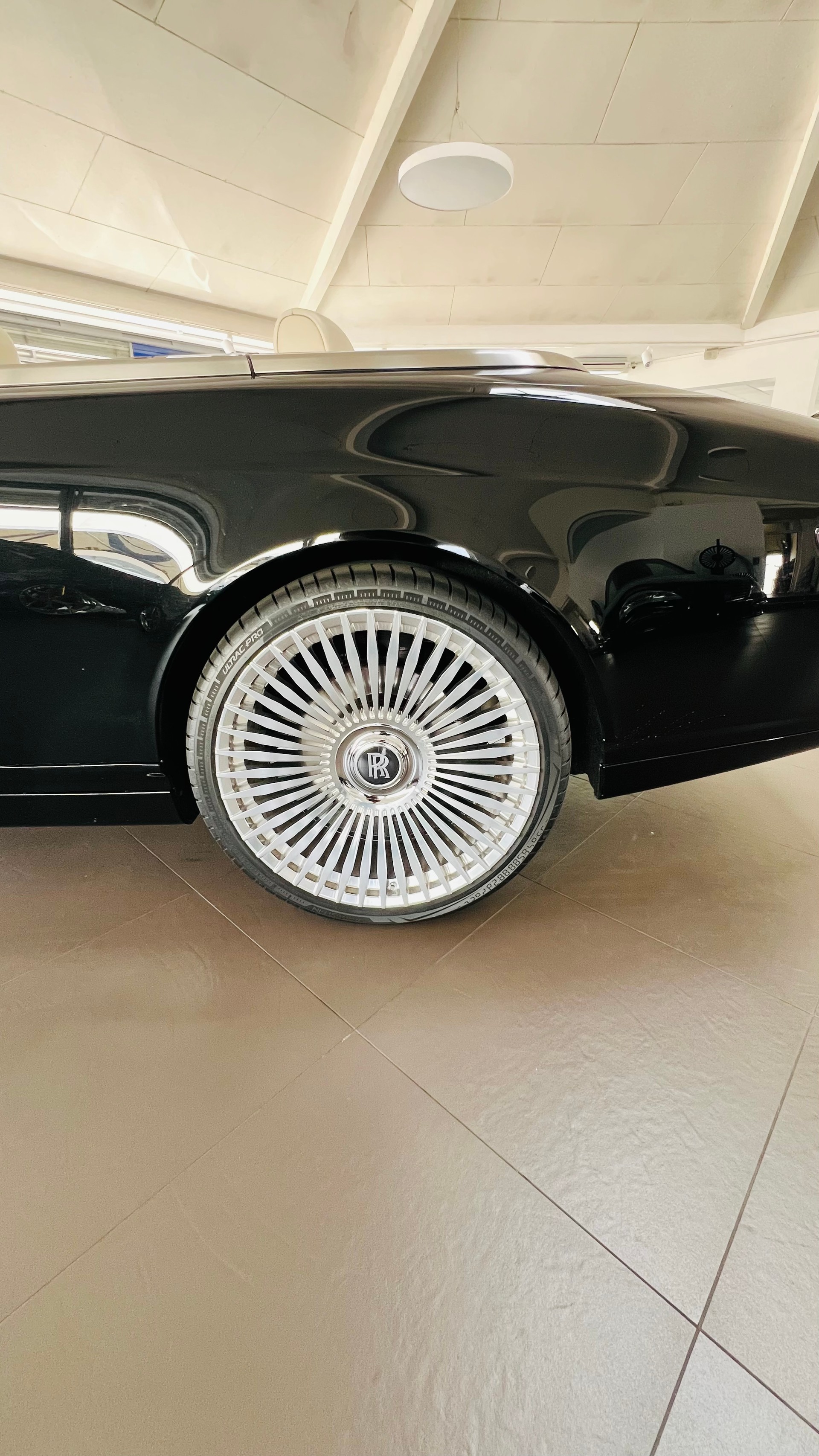 ROLLS-ROYCE PHANTOM-image-13