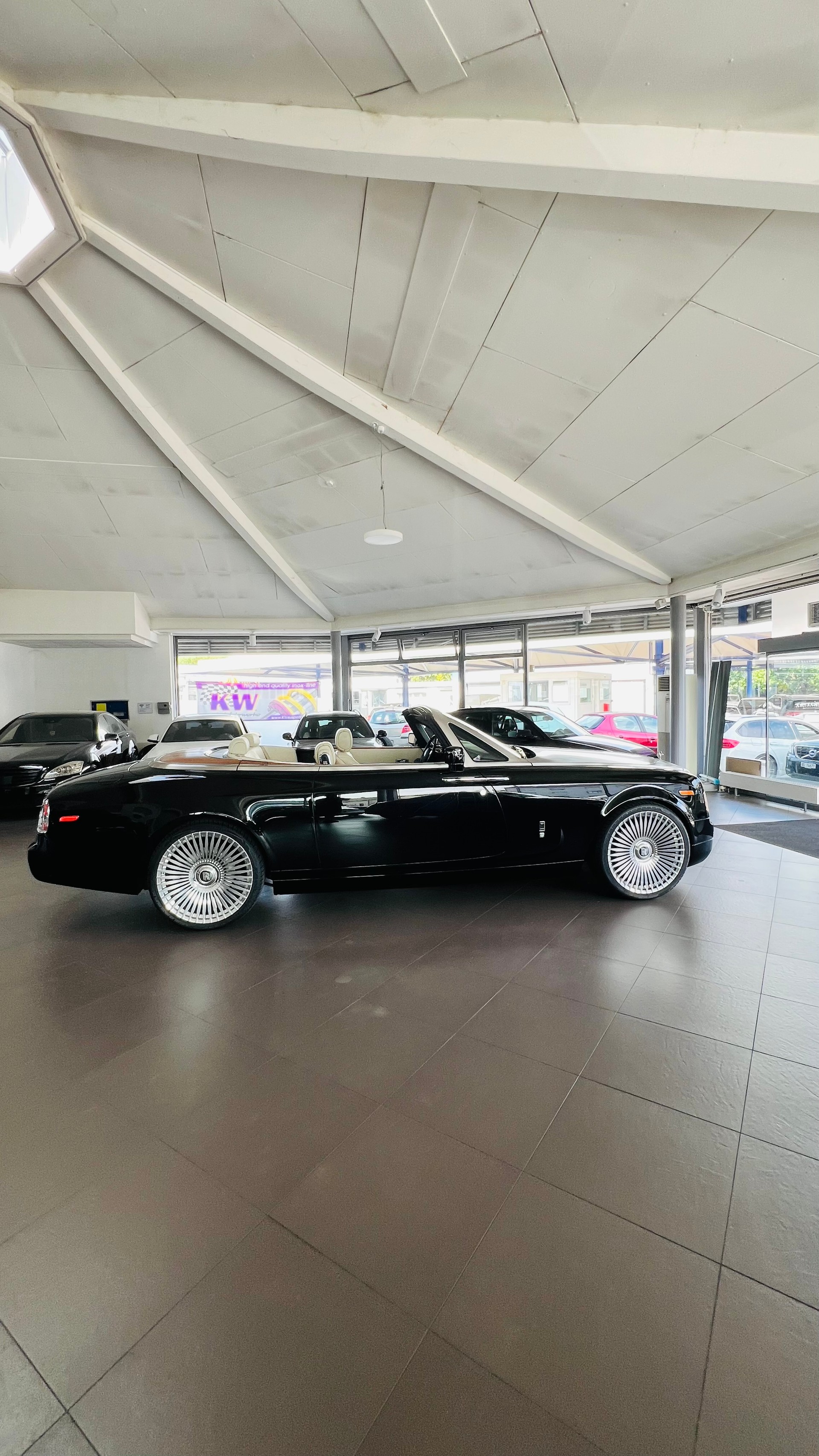 ROLLS-ROYCE PHANTOM-image-7