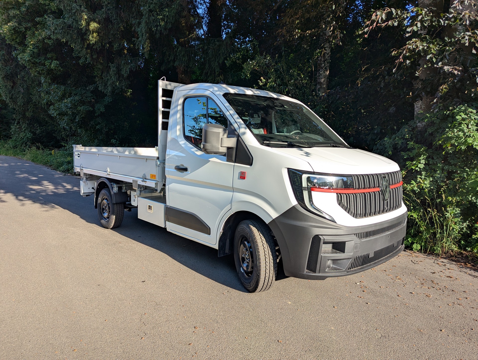 RENAULT 150 BVA L2-image-0