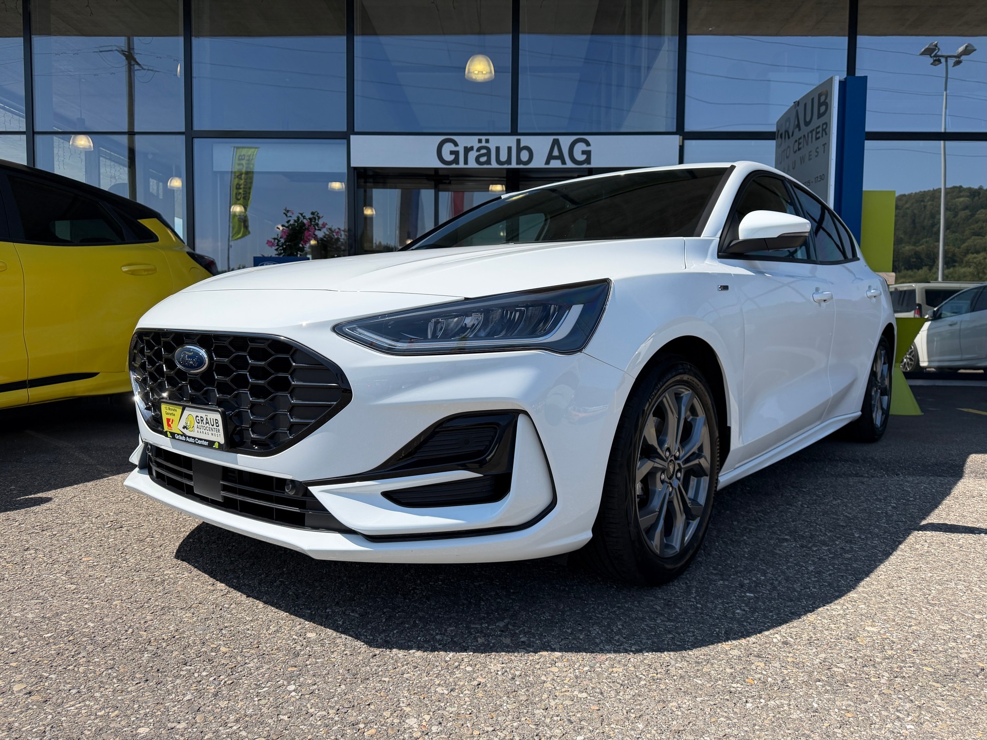 FORD Focus 1.0 MHEV ST-Line X Automat-image-0