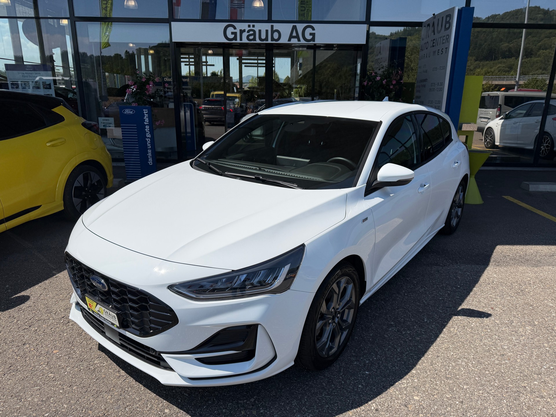 FORD Focus 1.0 MHEV ST-Line X Automat-image-4