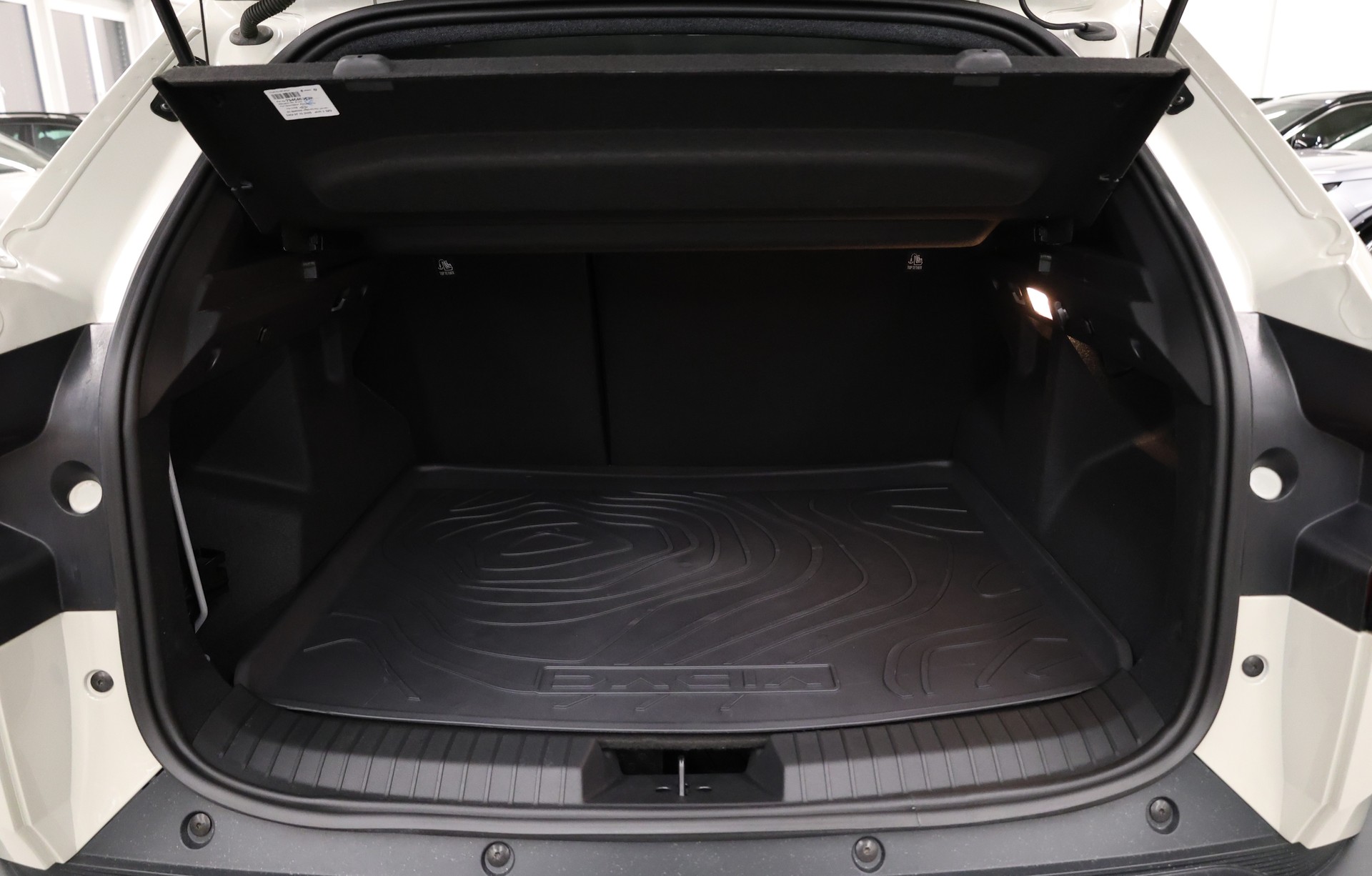 DACIA Duster 1.8 Hybrid Extreme-image-13