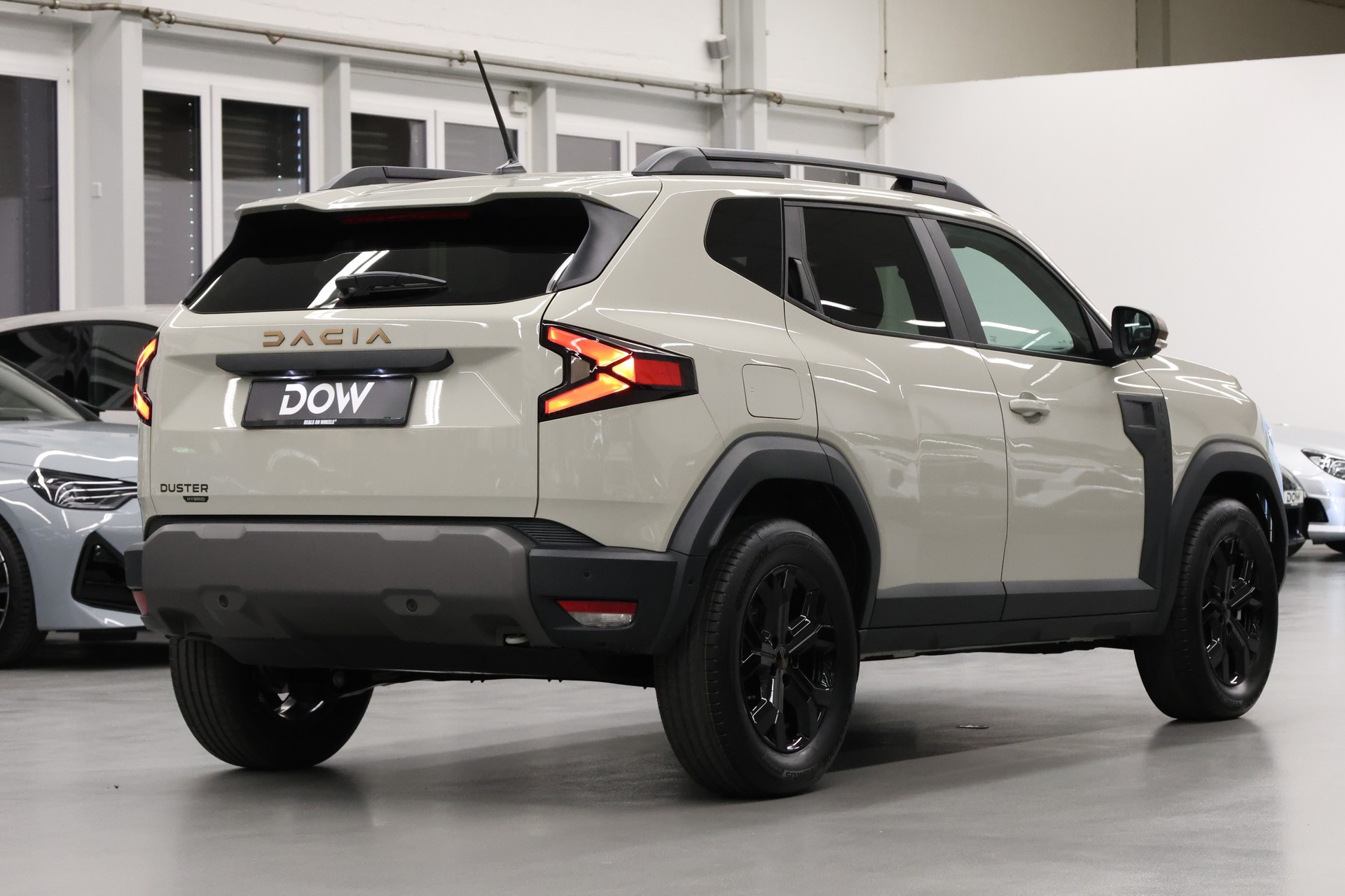 DACIA Duster 1.8 Hybrid Extreme-image-6