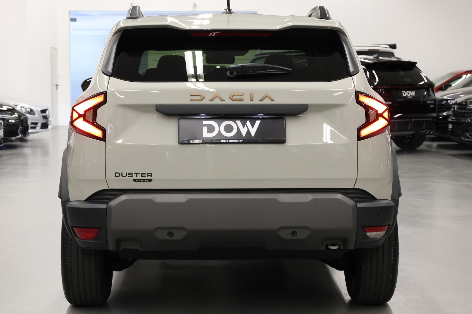 DACIA Duster 1.8 Hybrid Extreme-image-8