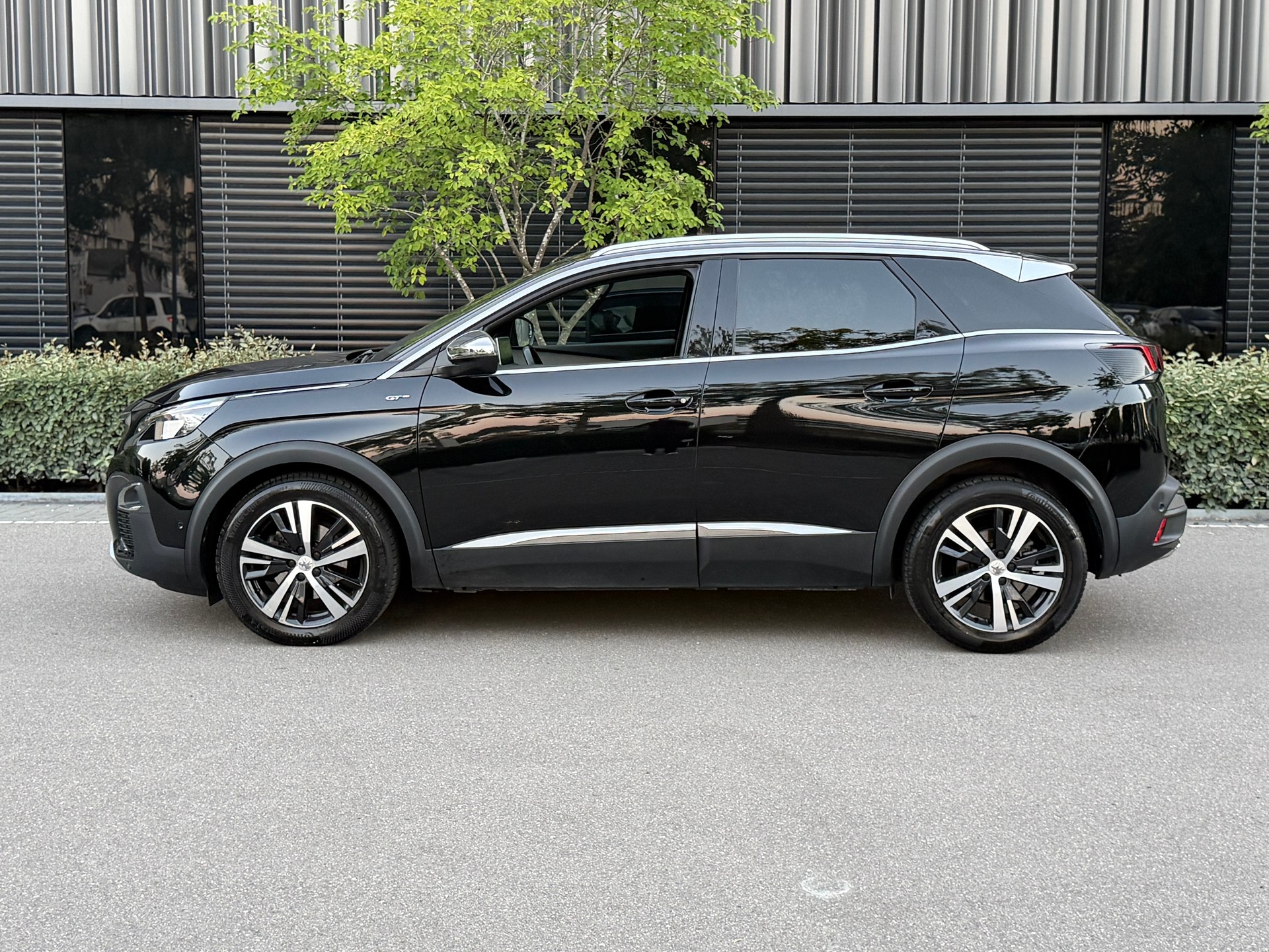 PEUGEOT 3008 2.0 BlueHDi GT EAT-image-4
