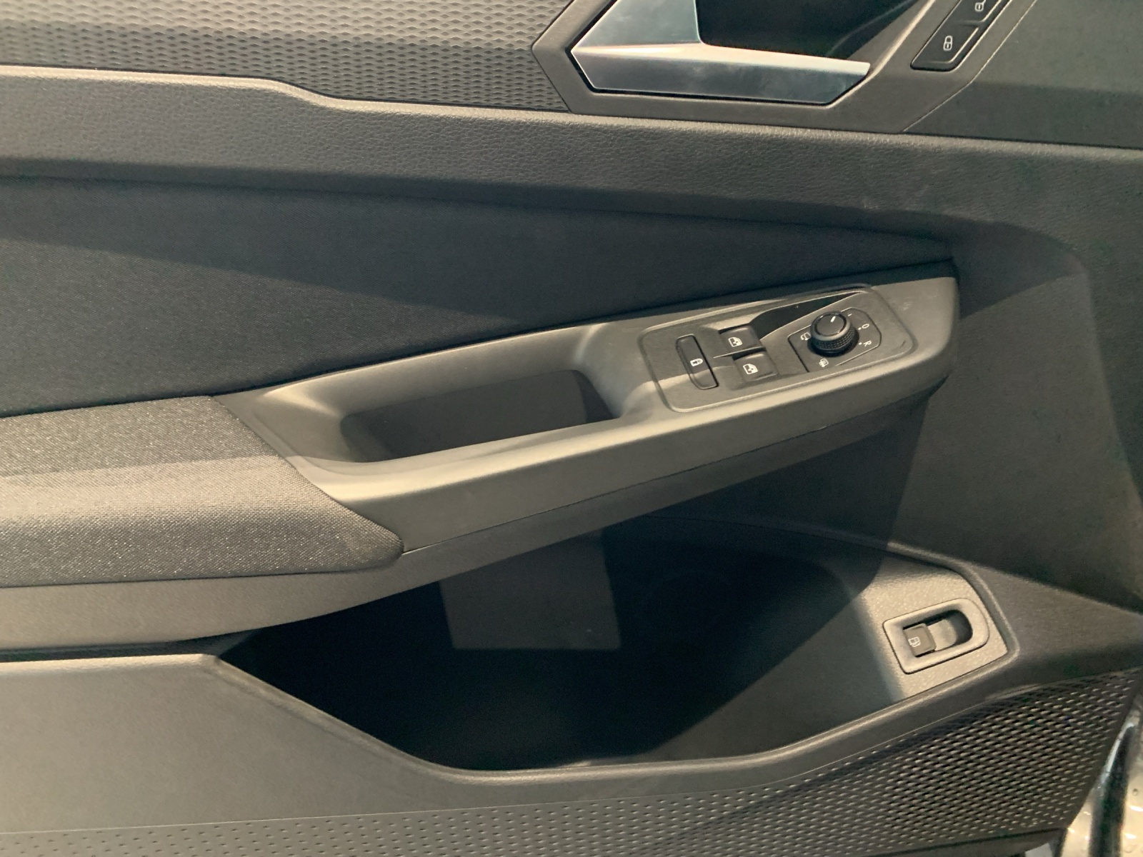 FORD Tourneo Grand Connect 1.5 EcoBoost 150 Active PHEV-image-7