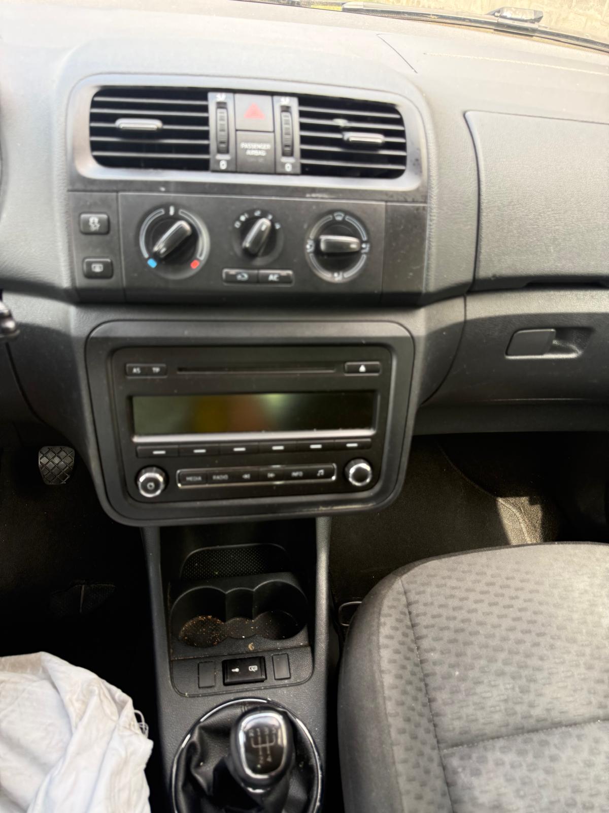 SKODA Fabia 1.2 TSI Monte Carlo-image-9