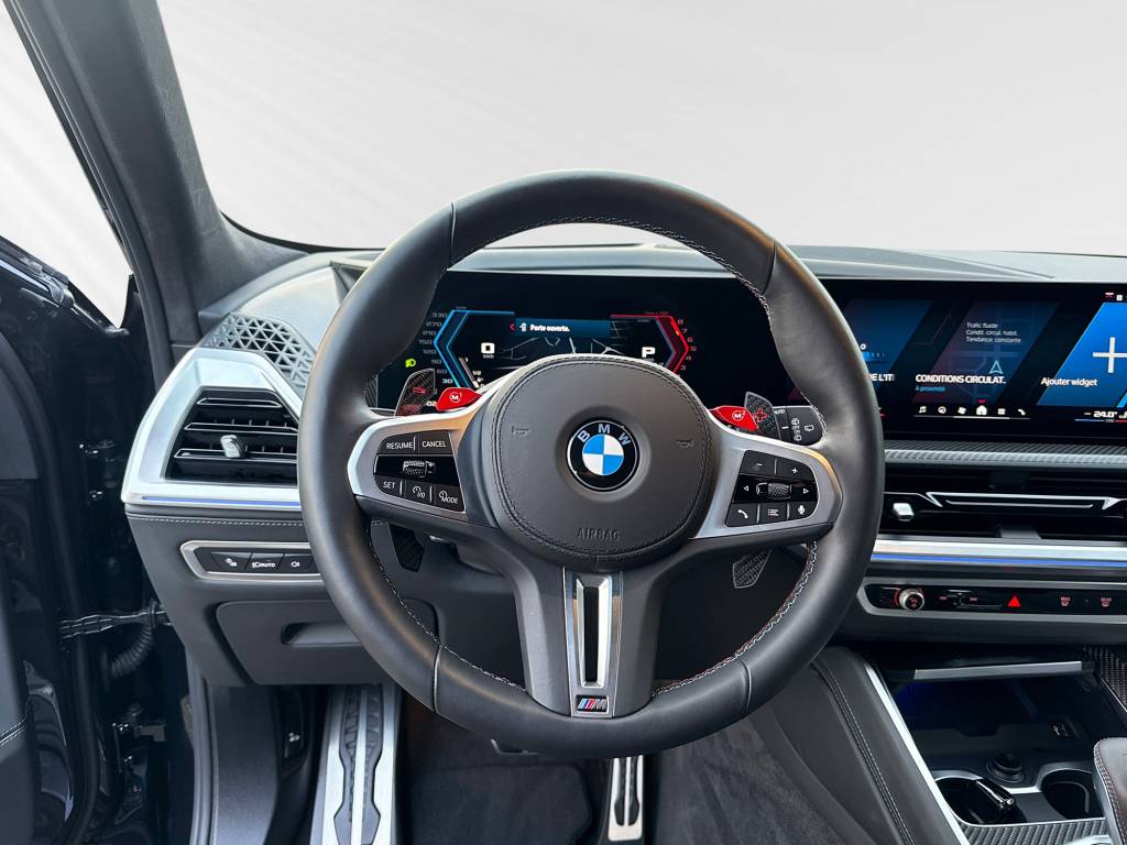 BMW XM xDrive 50e PHEV Steptronic-image-5