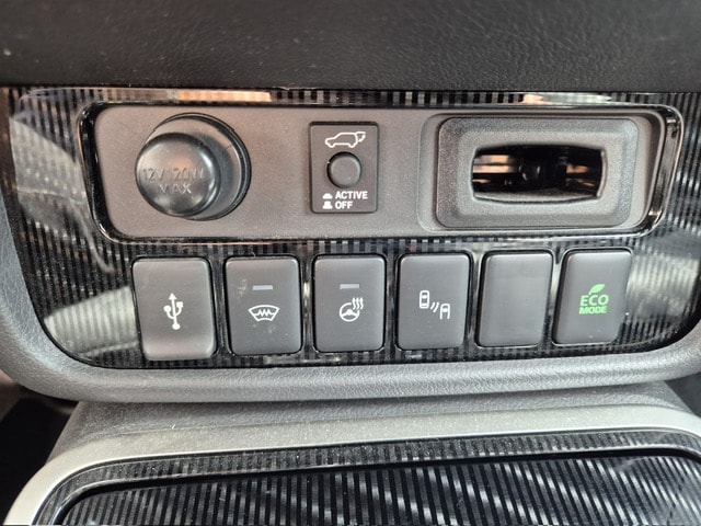 MITSUBISHI Outlander 2.4 PHEV Diamond 4WD Automatic-image-7