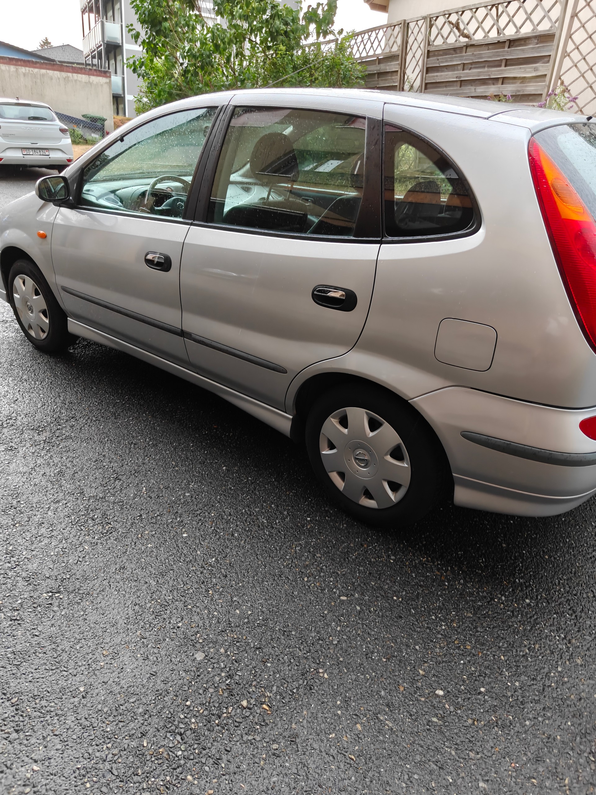 NISSAN 1.8 visia Tino August 2026 Neu MFK Top Zustand-image-5