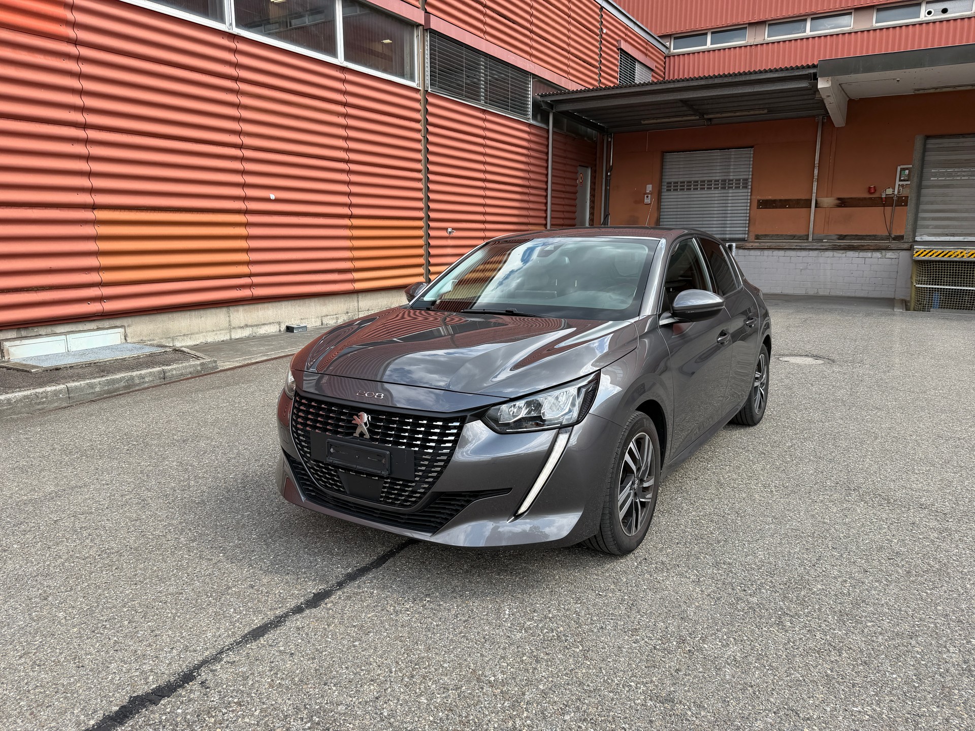 PEUGEOT 208 1.2 PureTech Active Pack EAT8-image-2