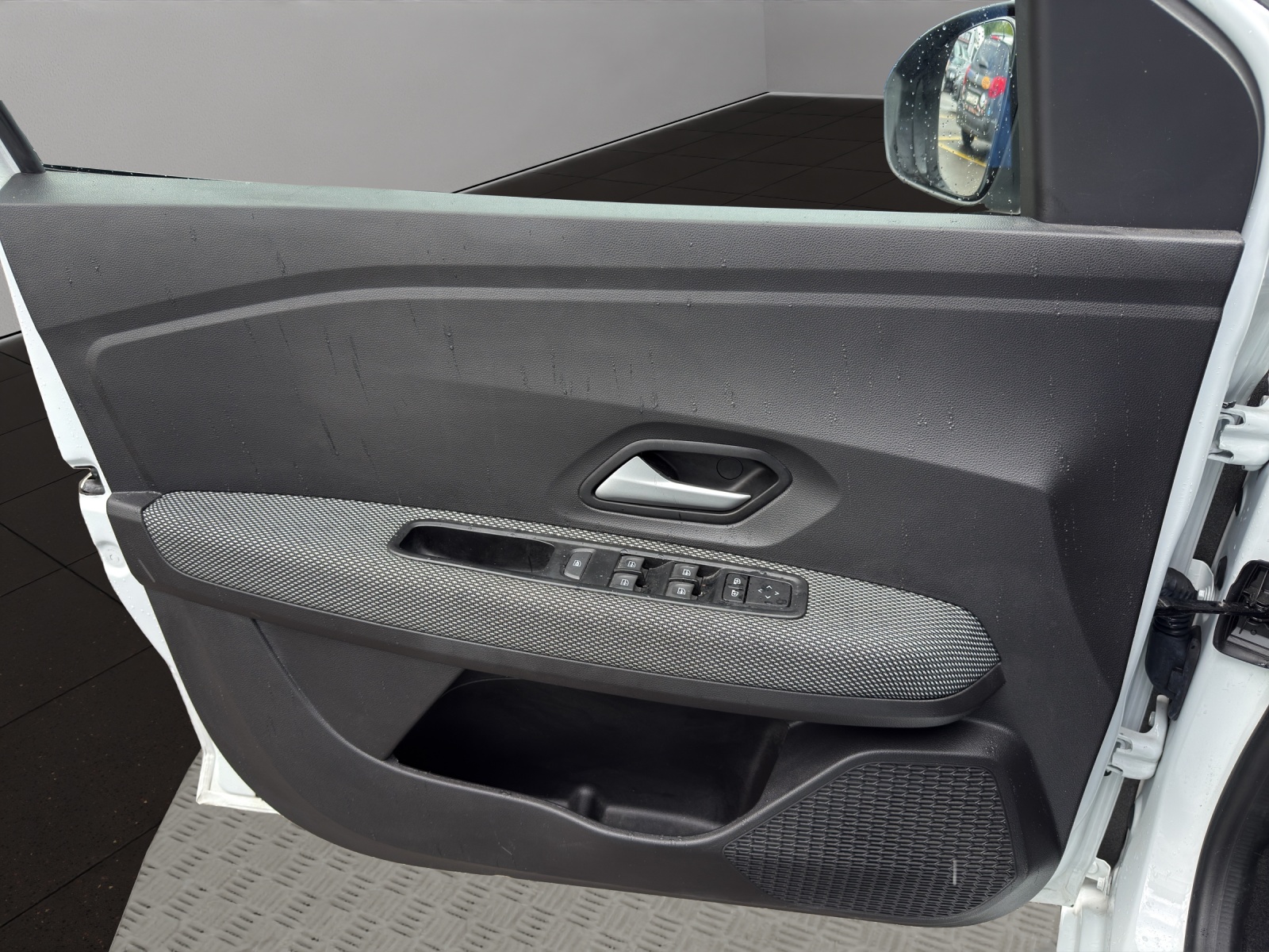 DACIA Sandero TCe 90 Expression-image-11