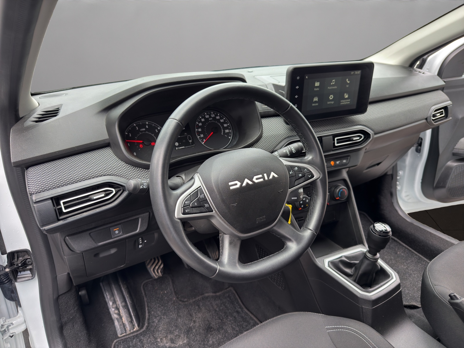 DACIA Sandero TCe 90 Expression-image-9