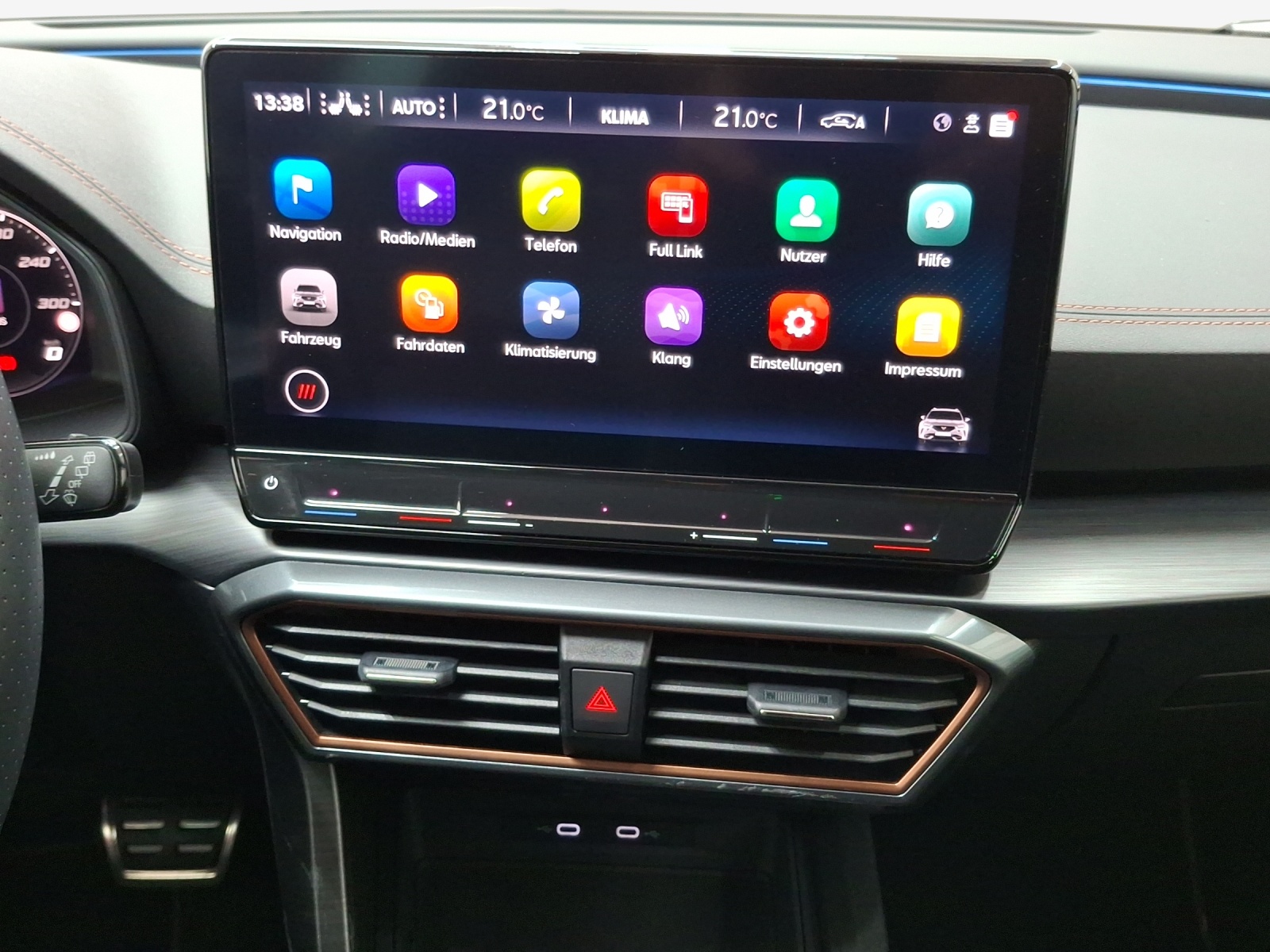 CUPRA Formentor 2.0TSI VZ 4Drive DSG-image-10