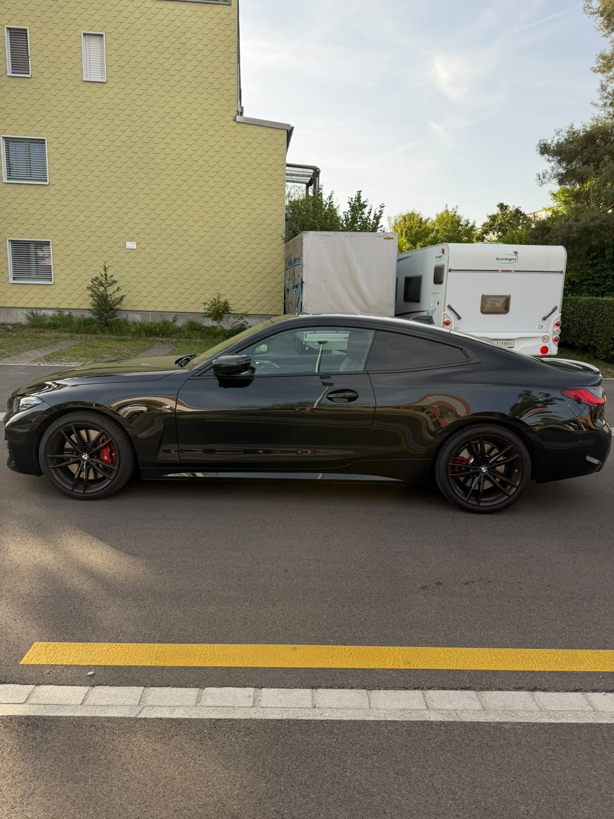 BMW M440i xDrive-image-4
