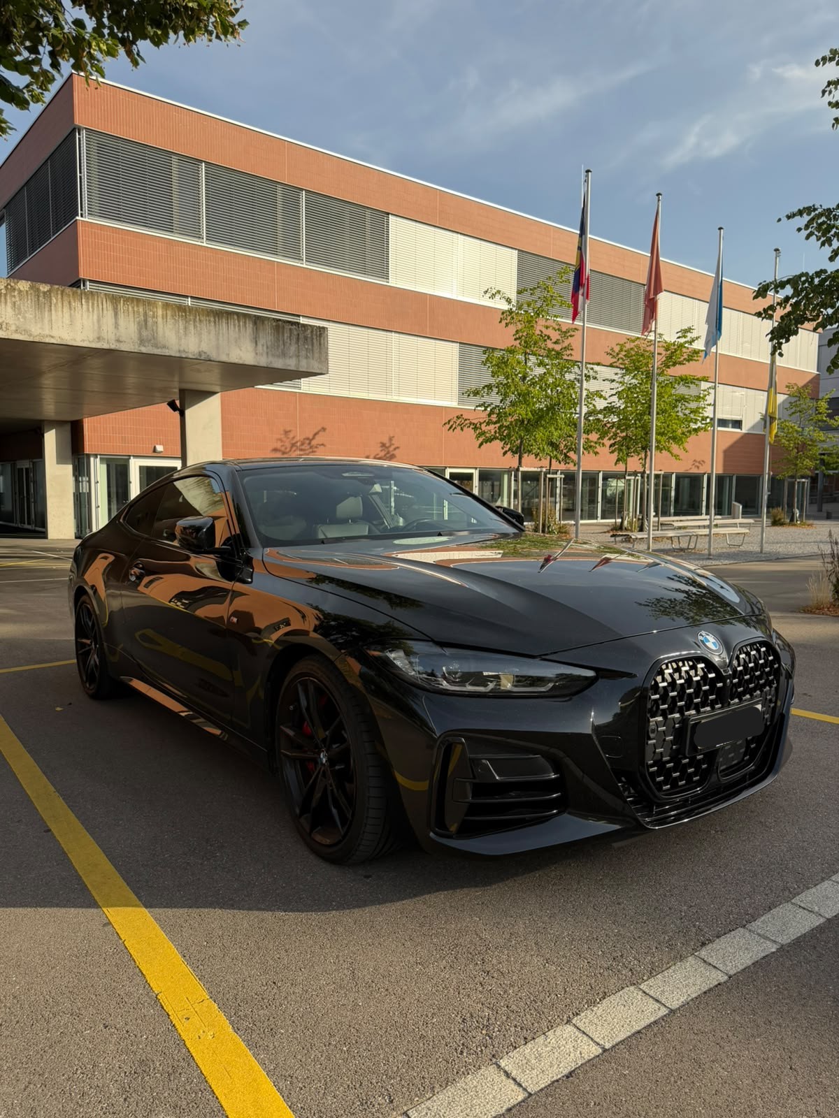 BMW M440i xDrive-image-2