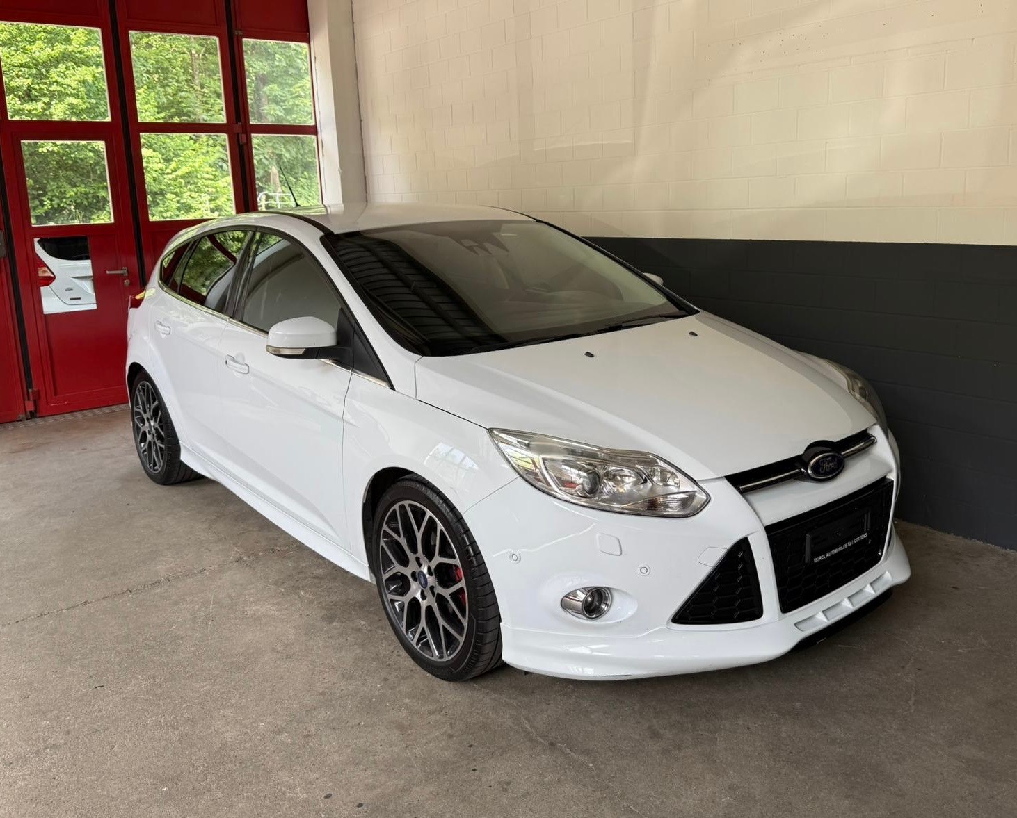 FORD Focus 1.6 SCTi Titanium //NEU AB MFK!-image-0