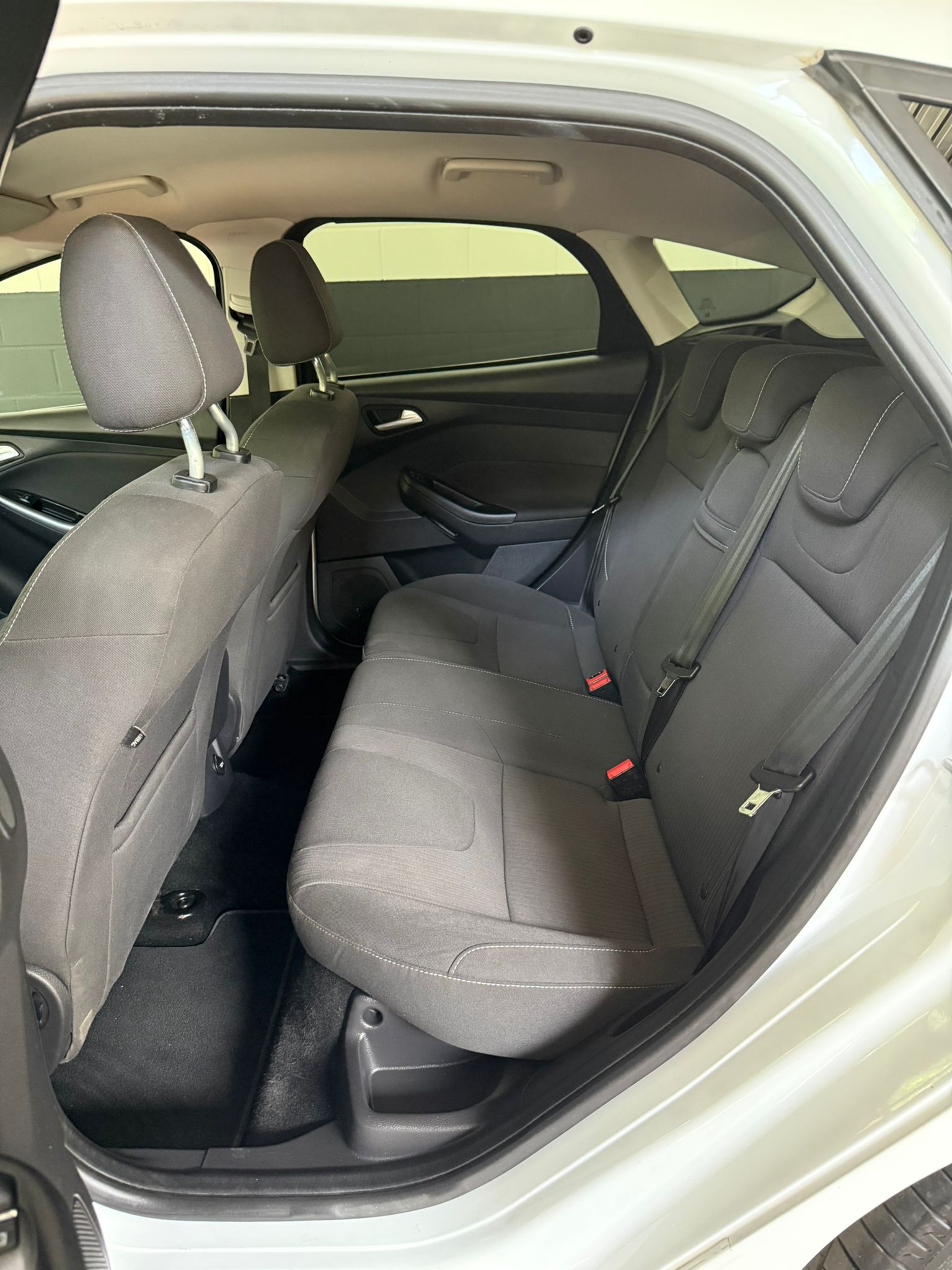 FORD Focus 1.6 SCTi Titanium //NEU AB MFK!-image-14