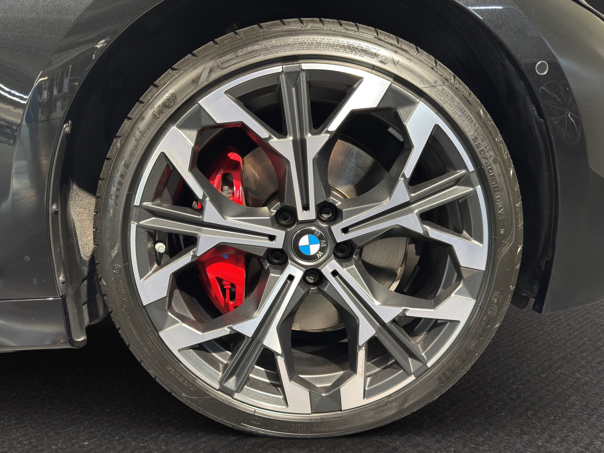 BMW 320d xDrive Touring M Sport-image-14
