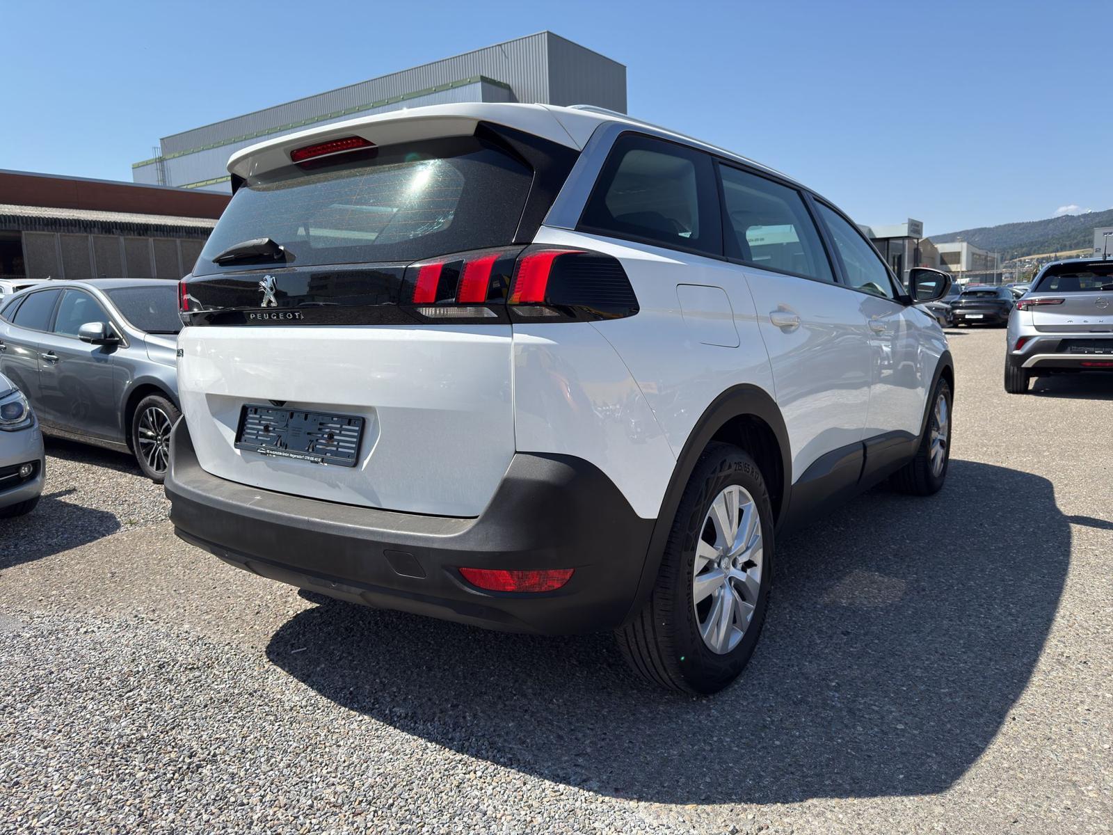PEUGEOT 5008 1.5 BlueHDi Business Line-image-3