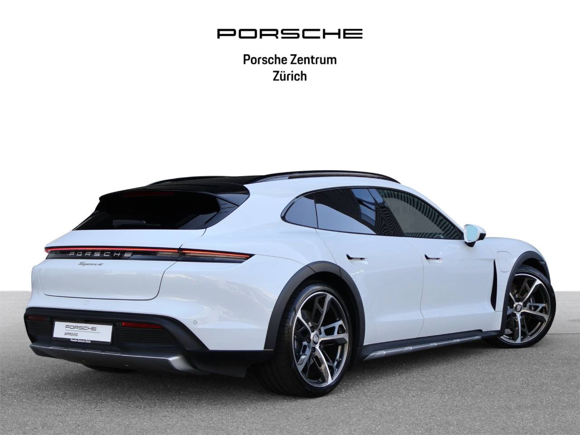 PORSCHE Taycan 4 Cross Turismo-image-5