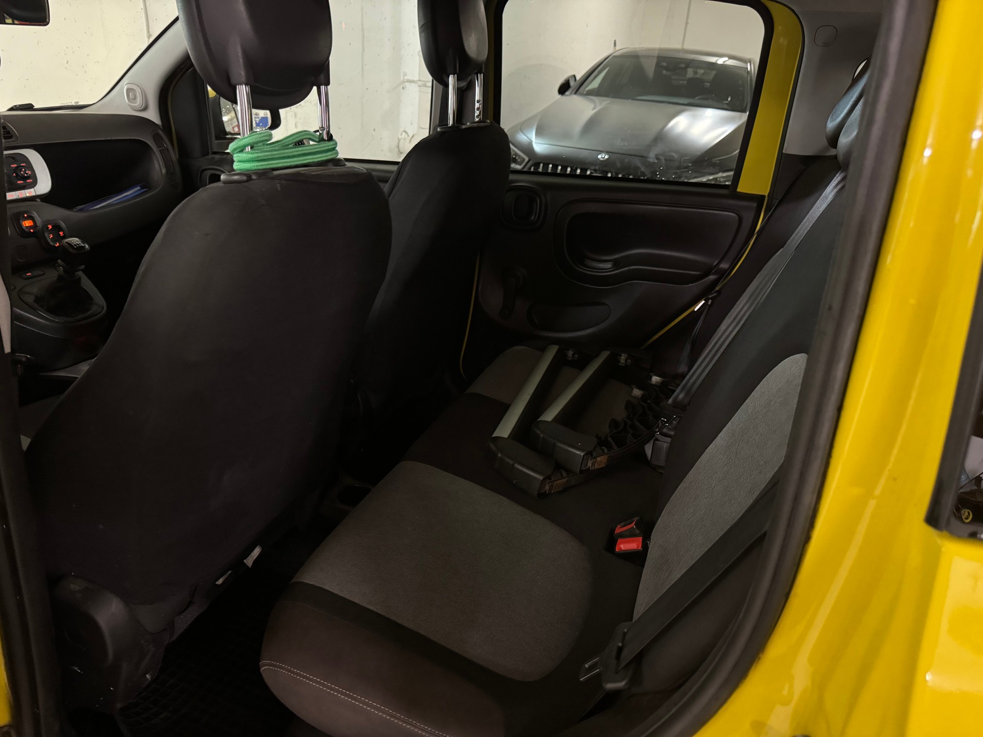 FIAT Panda 0.9 Twinair Turbo Cross 4x4 Facelift mit Anhängerkupplung-image-13