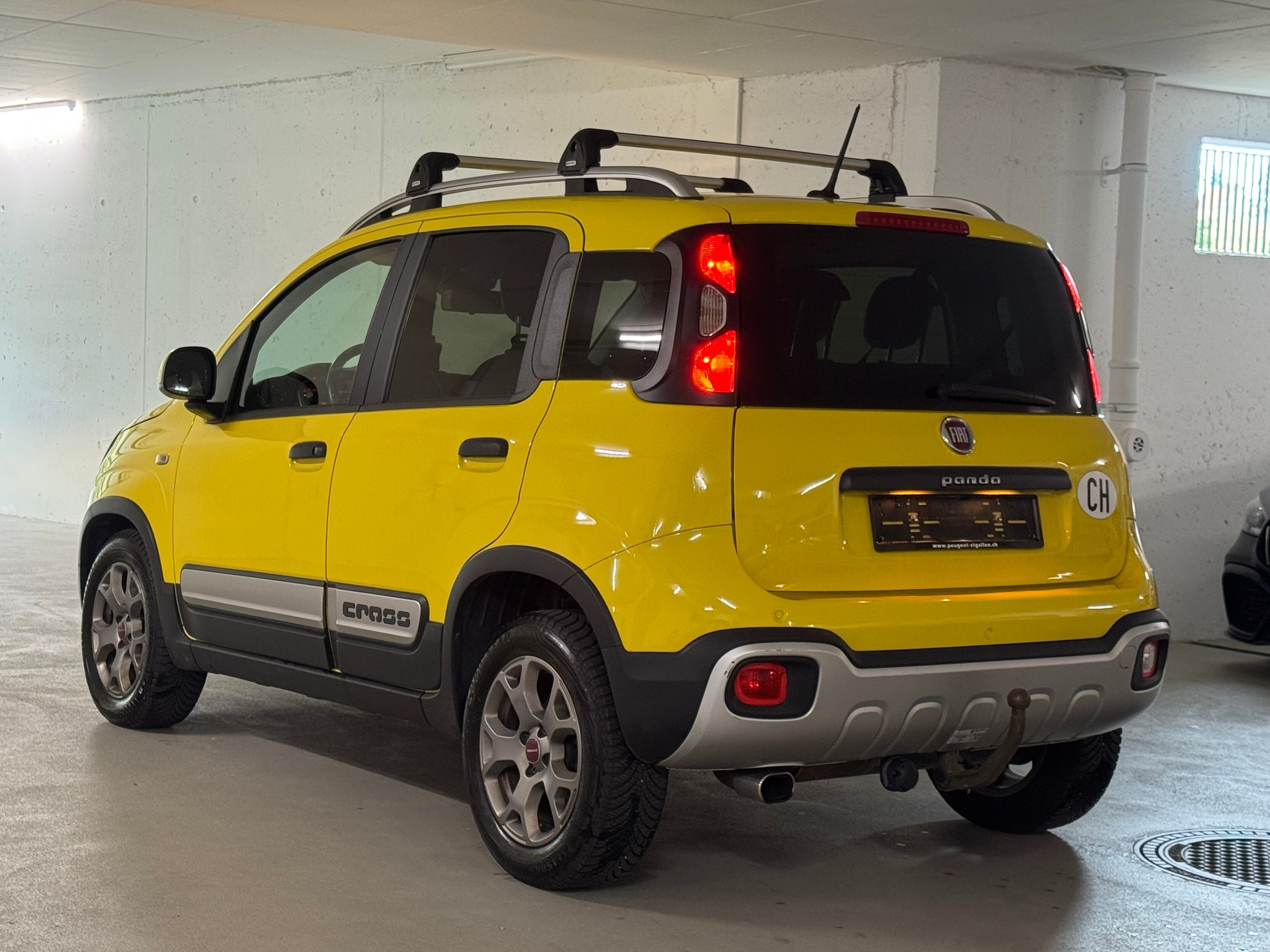 FIAT Panda 0.9 Twinair Turbo Cross 4x4 Facelift mit Anhängerkupplung-image-4