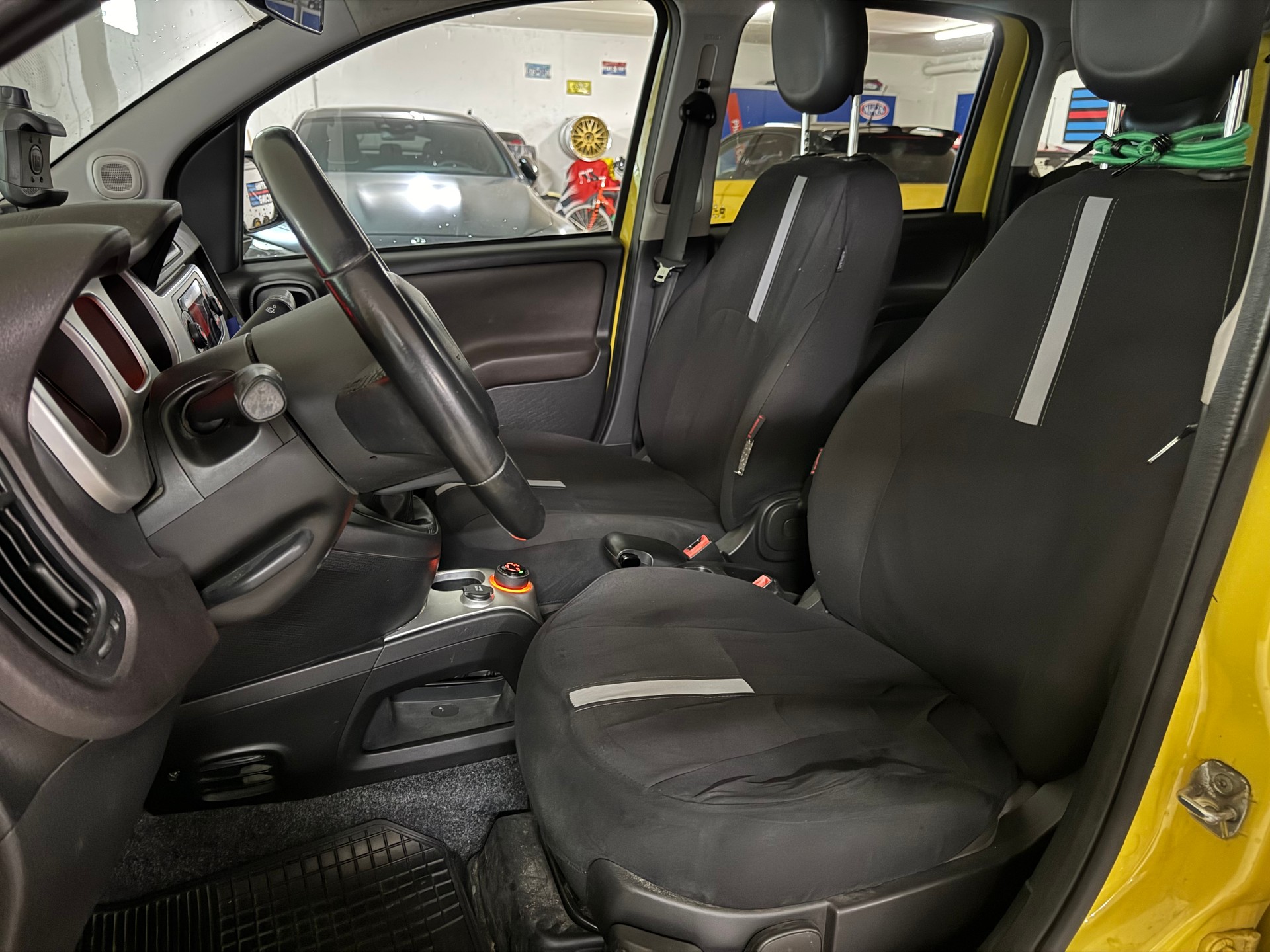 FIAT Panda 0.9 Twinair Turbo Cross 4x4 Facelift mit Anhängerkupplung-image-9