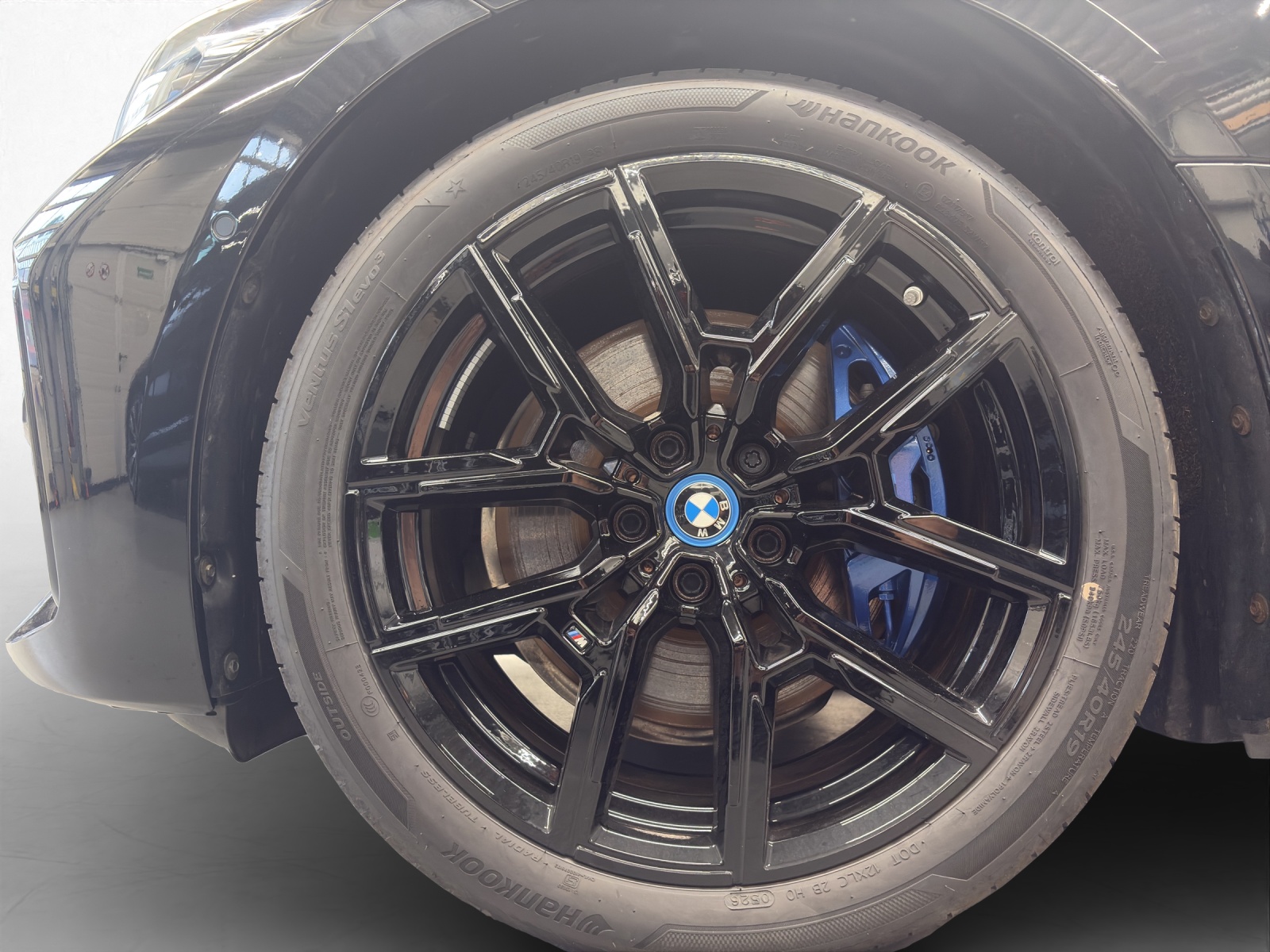 BMW i4 M50-image-8