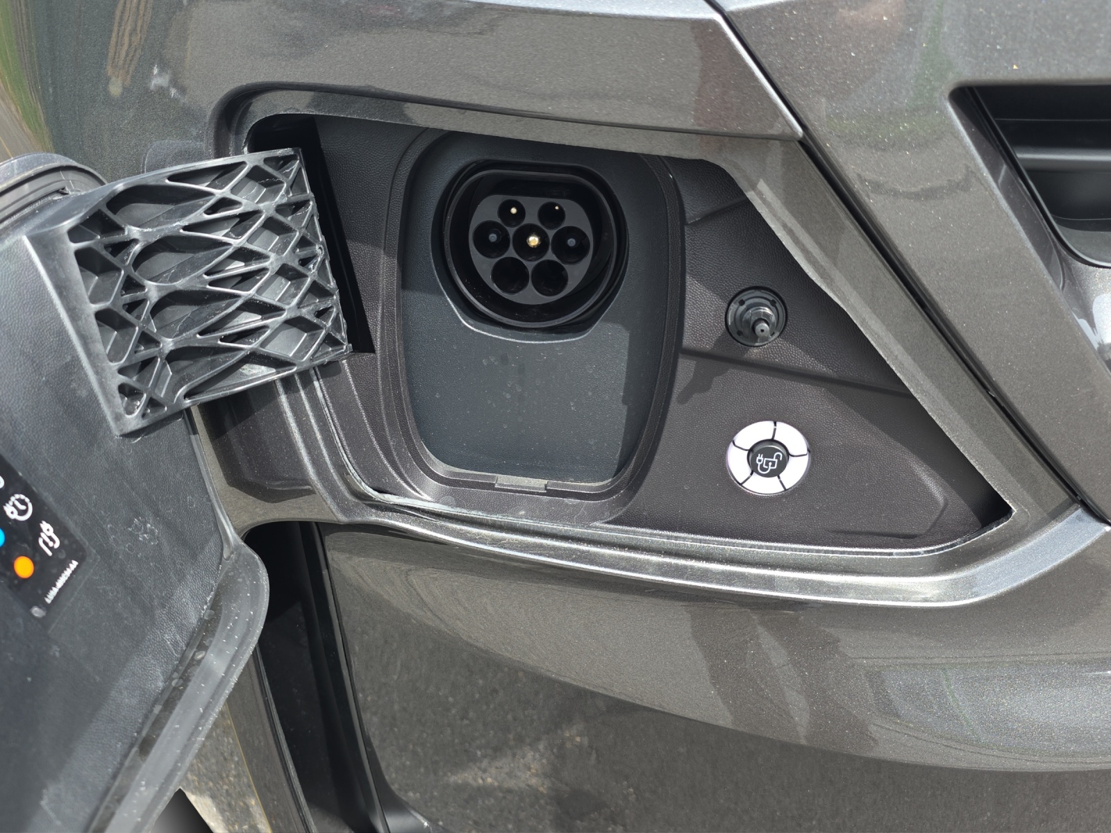 VW Caravelle 2.5TSI eHYBRID Edition 16,5kWh 8Aut.-image-13