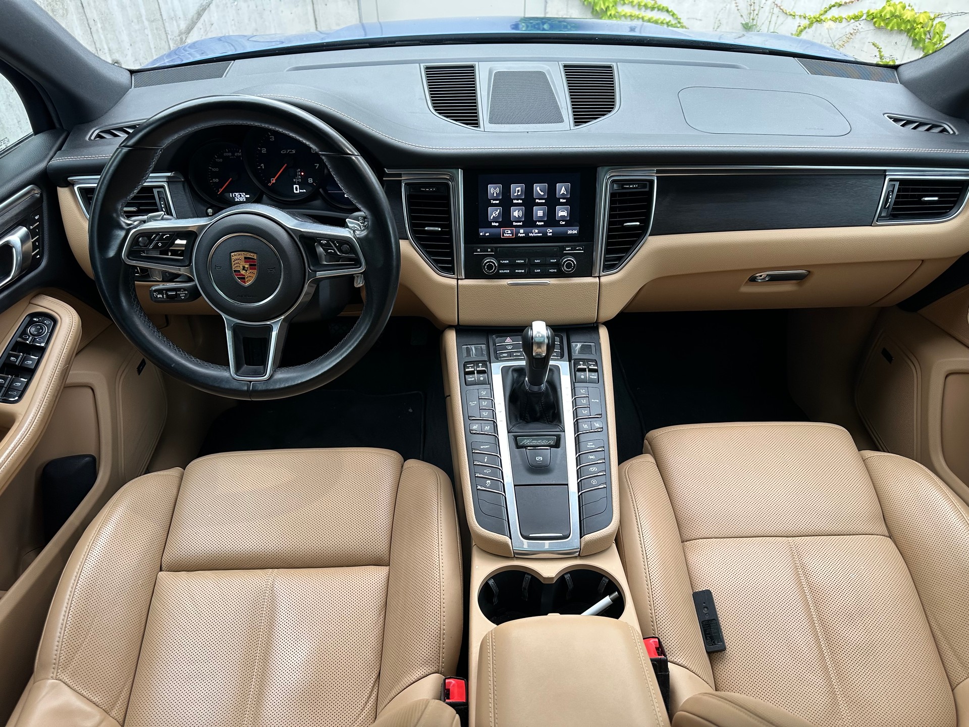 PORSCHE Macan GTS PDK-image-13