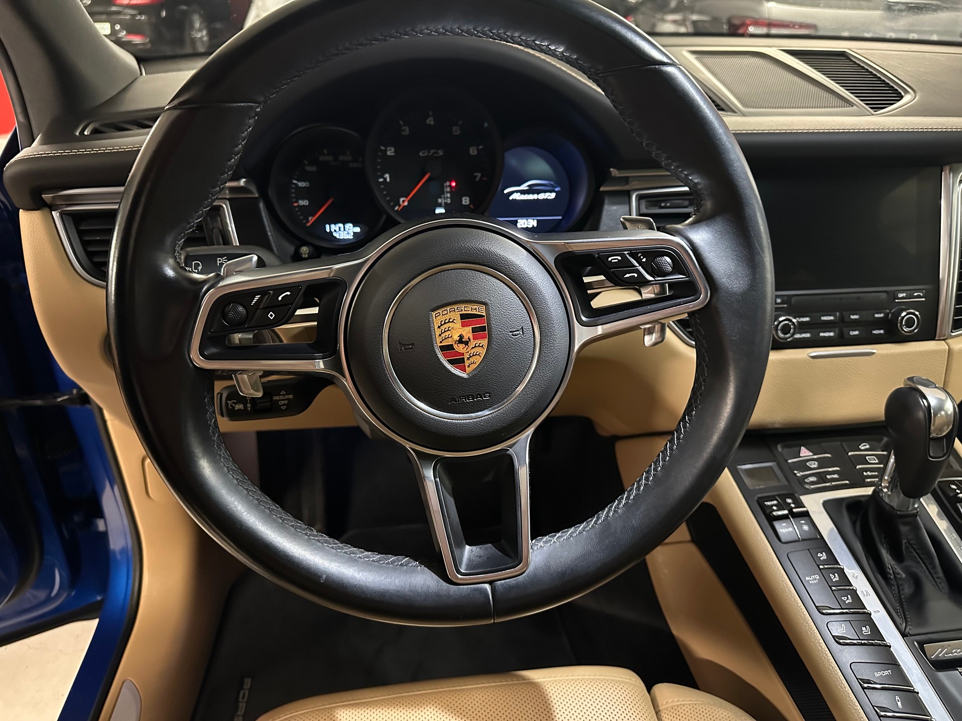 PORSCHE Macan GTS PDK-image-22
