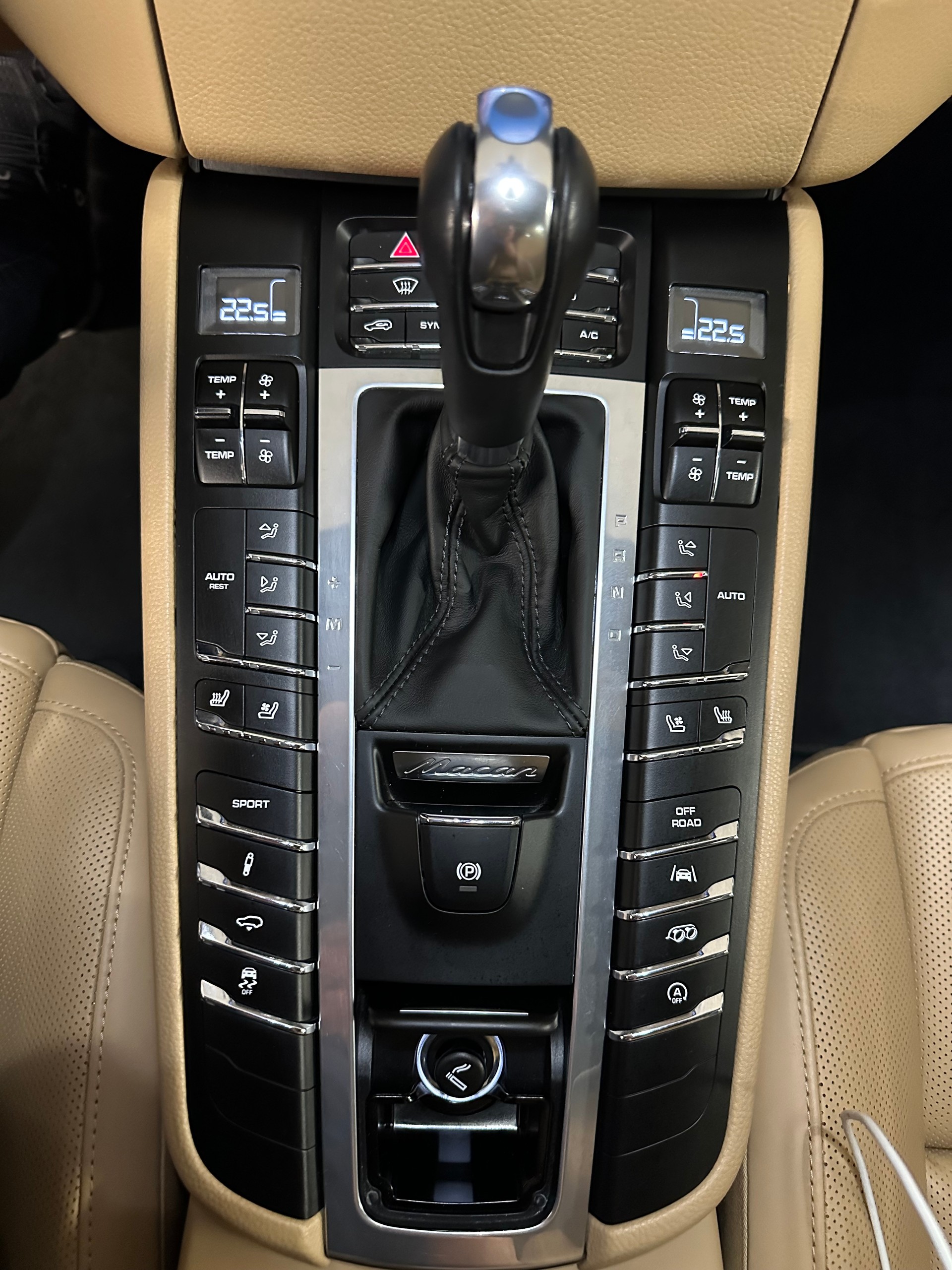 PORSCHE Macan GTS PDK-image-26