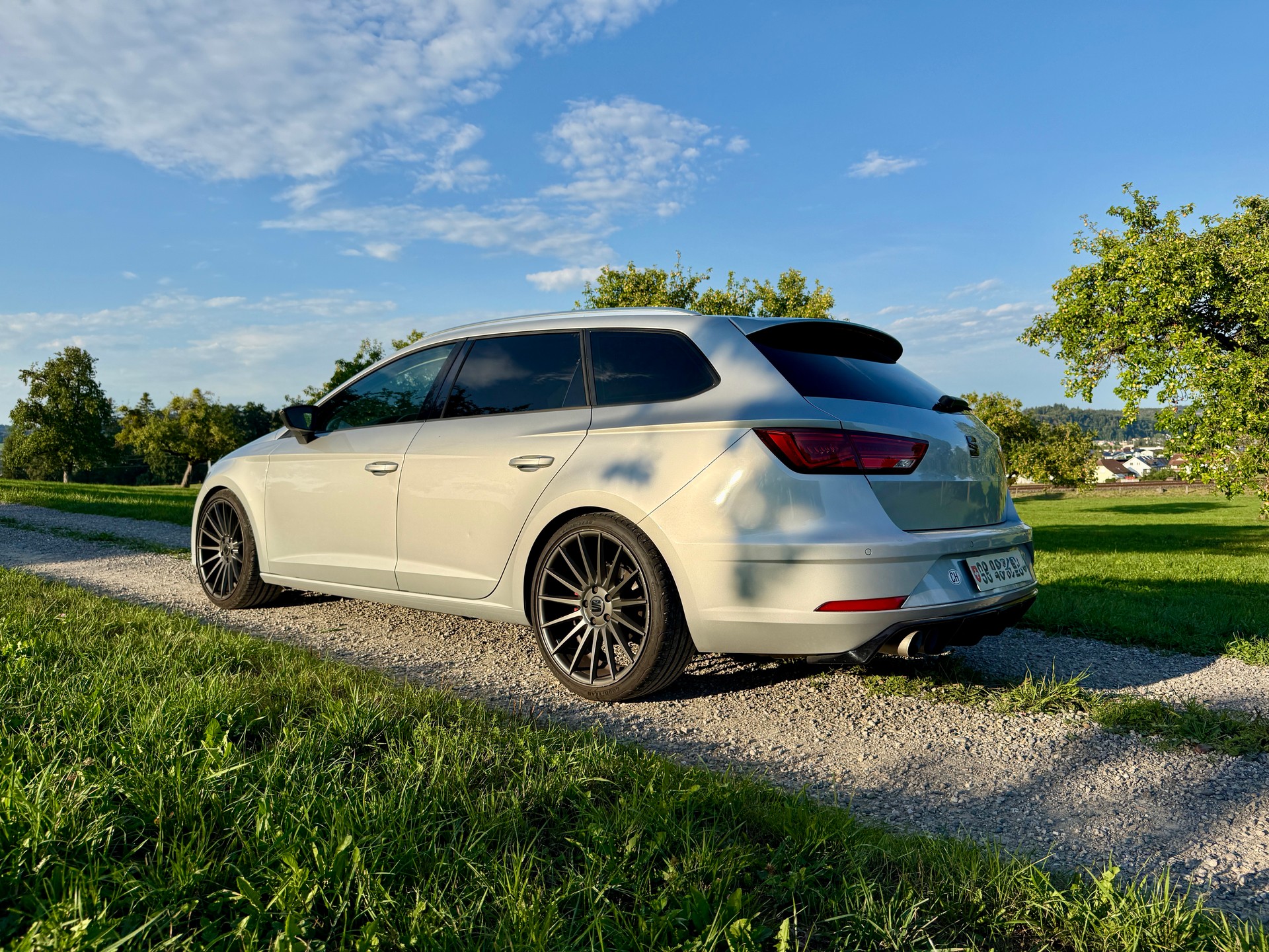 SEAT 2.0 TDI 184 FR DSG-image-0