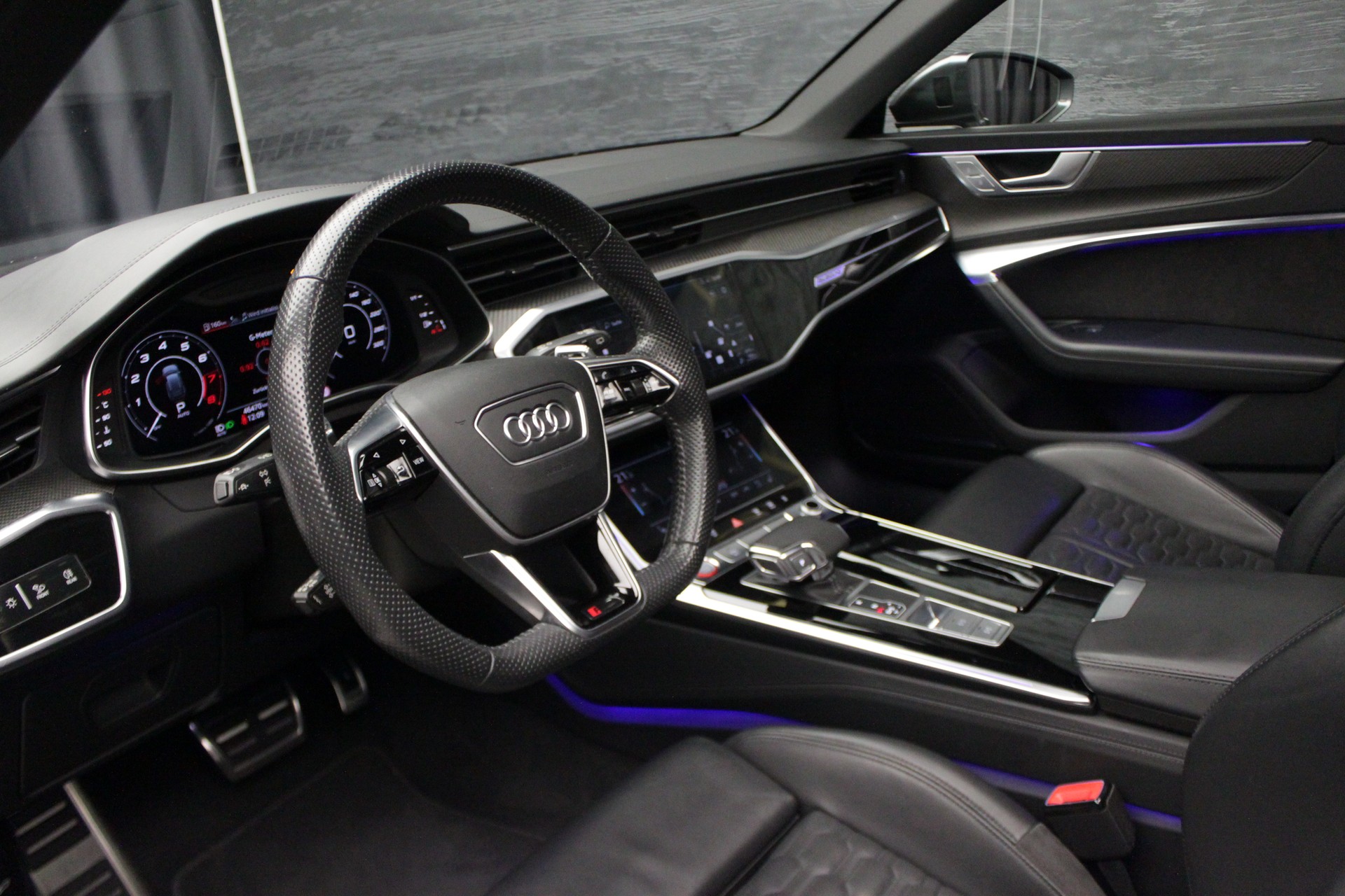 AUDI RS6 Avant 4.0 TFSI V8 quattro-image-20