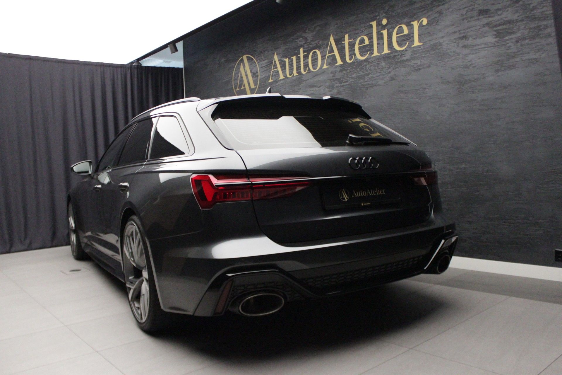 AUDI RS6 Avant 4.0 TFSI V8 quattro-image-8