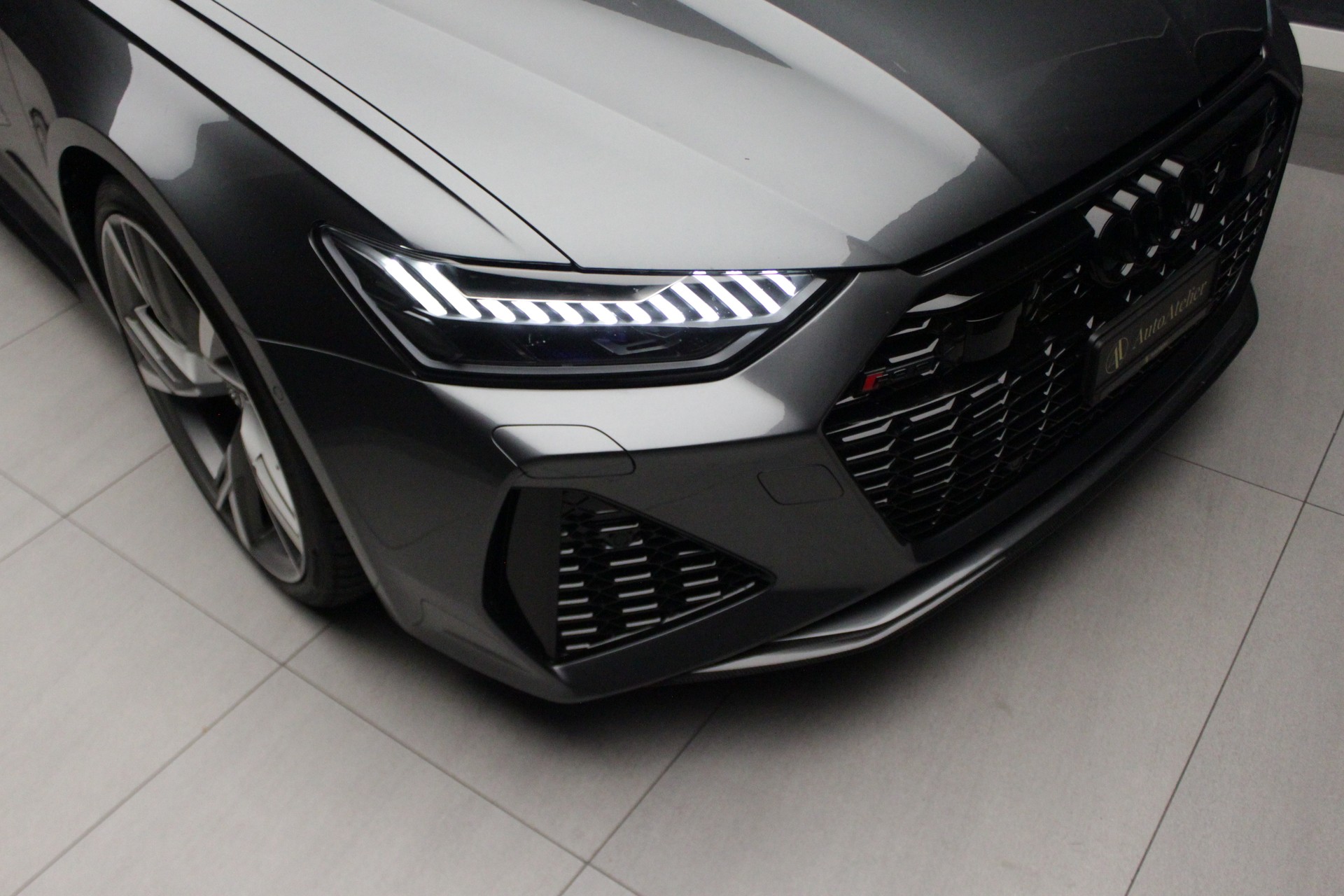 AUDI RS6 Avant 4.0 TFSI V8 quattro-image-5