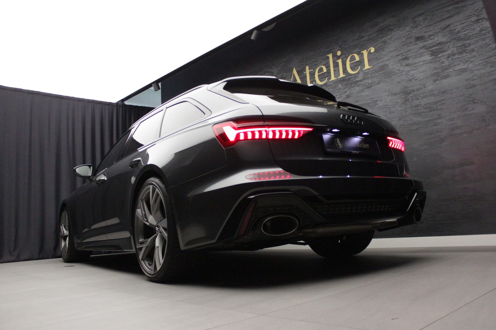 AUDI RS6 Avant 4.0 TFSI V8 quattro-image-11