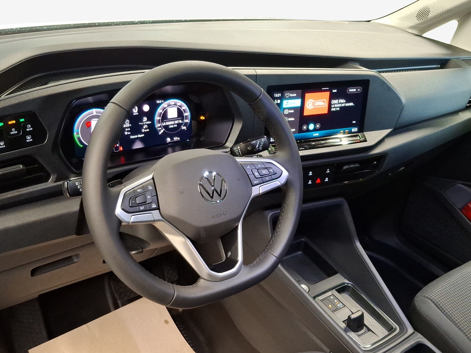 VW Caddy Cargo 1.5 TSI Plug in Hybrid DSG-image-8